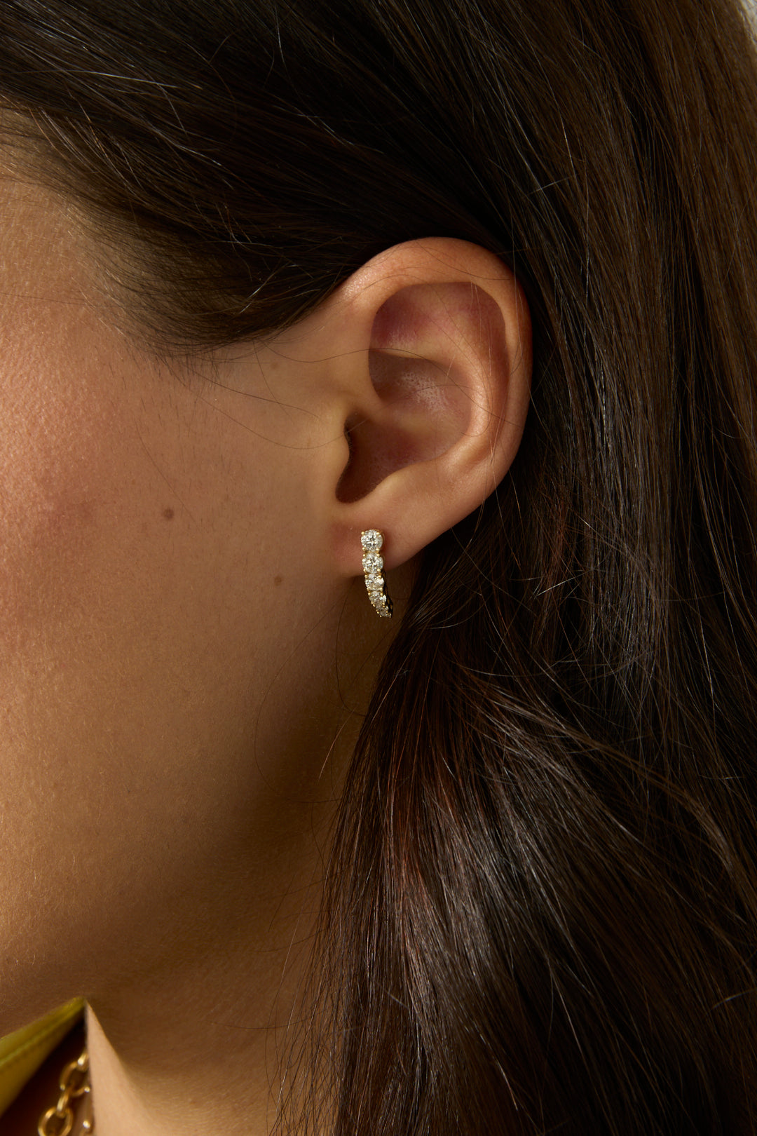 14KY Graduated Diamond Studs-Earrings-Gemma-Susan Saffron Jewelry