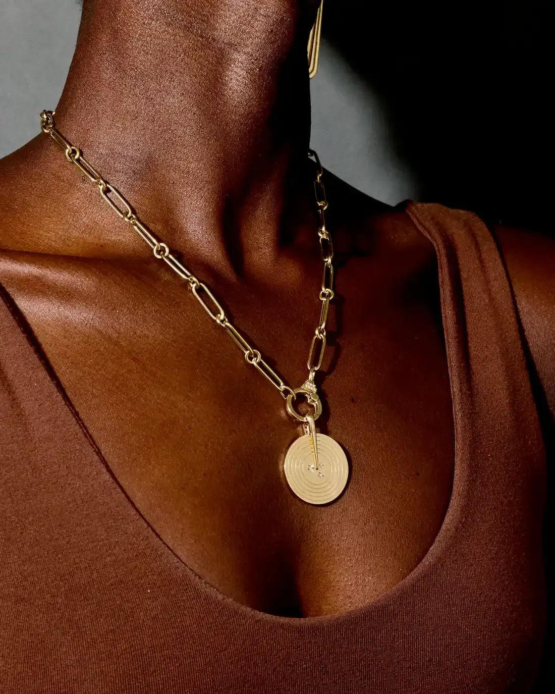 18KY Spinning Record Pendant