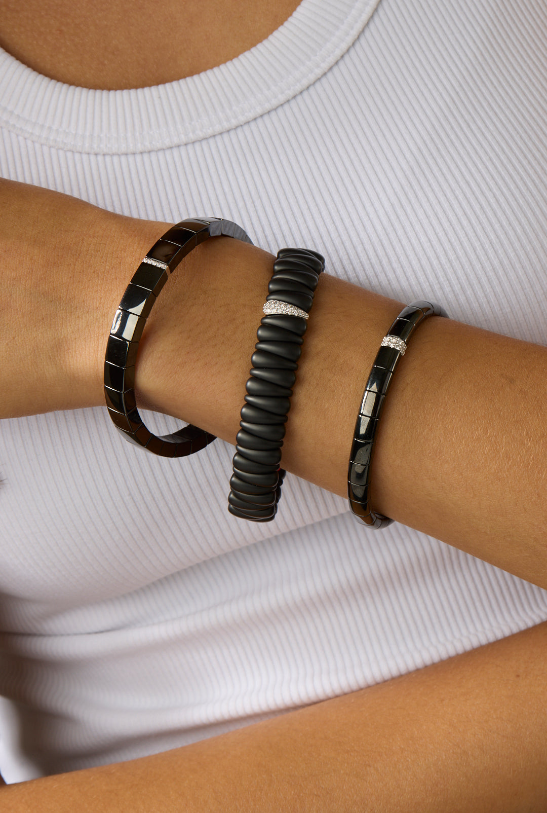 18KW Black Shiny Tile Bracelet