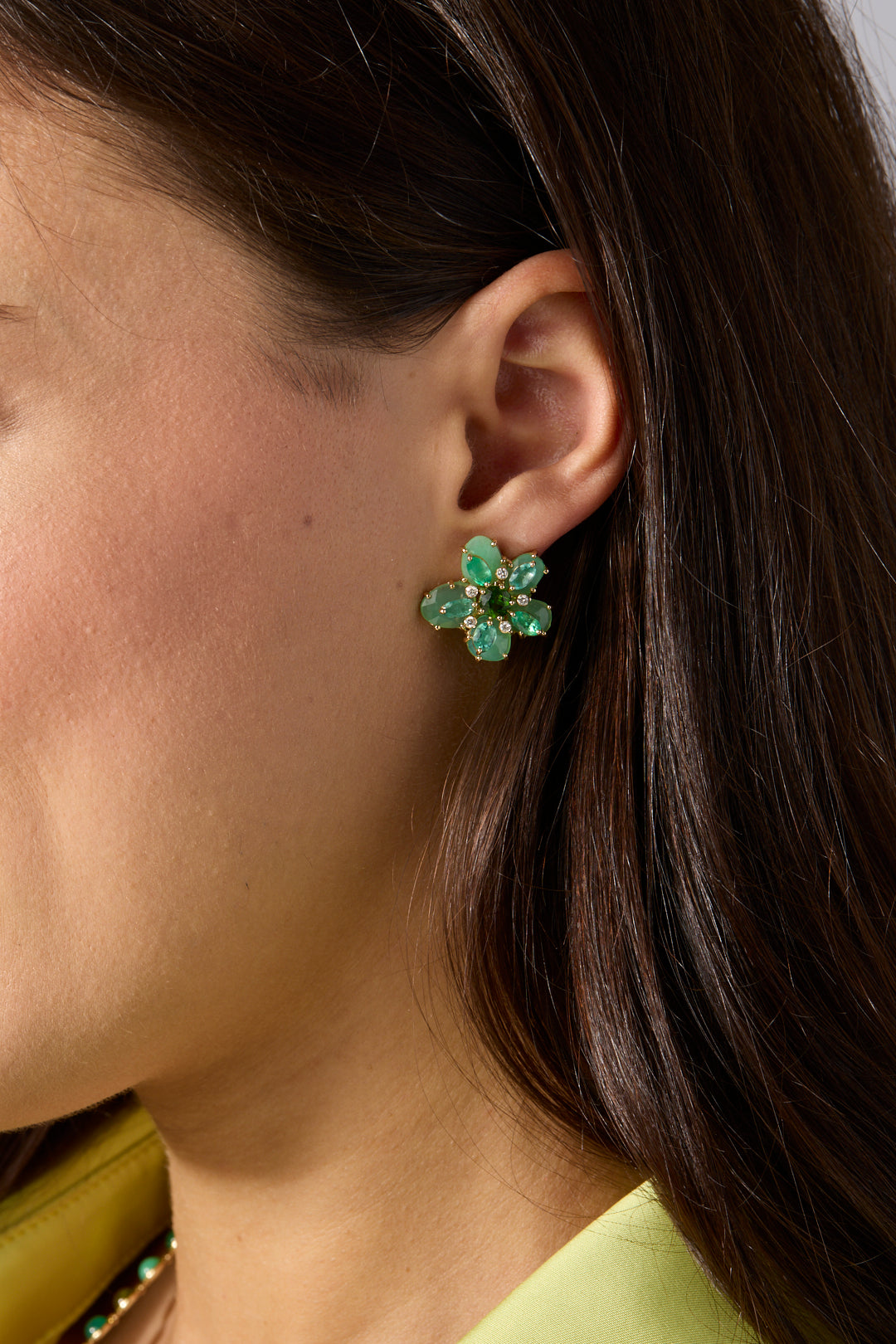 14KY Petal Pop Green Stud