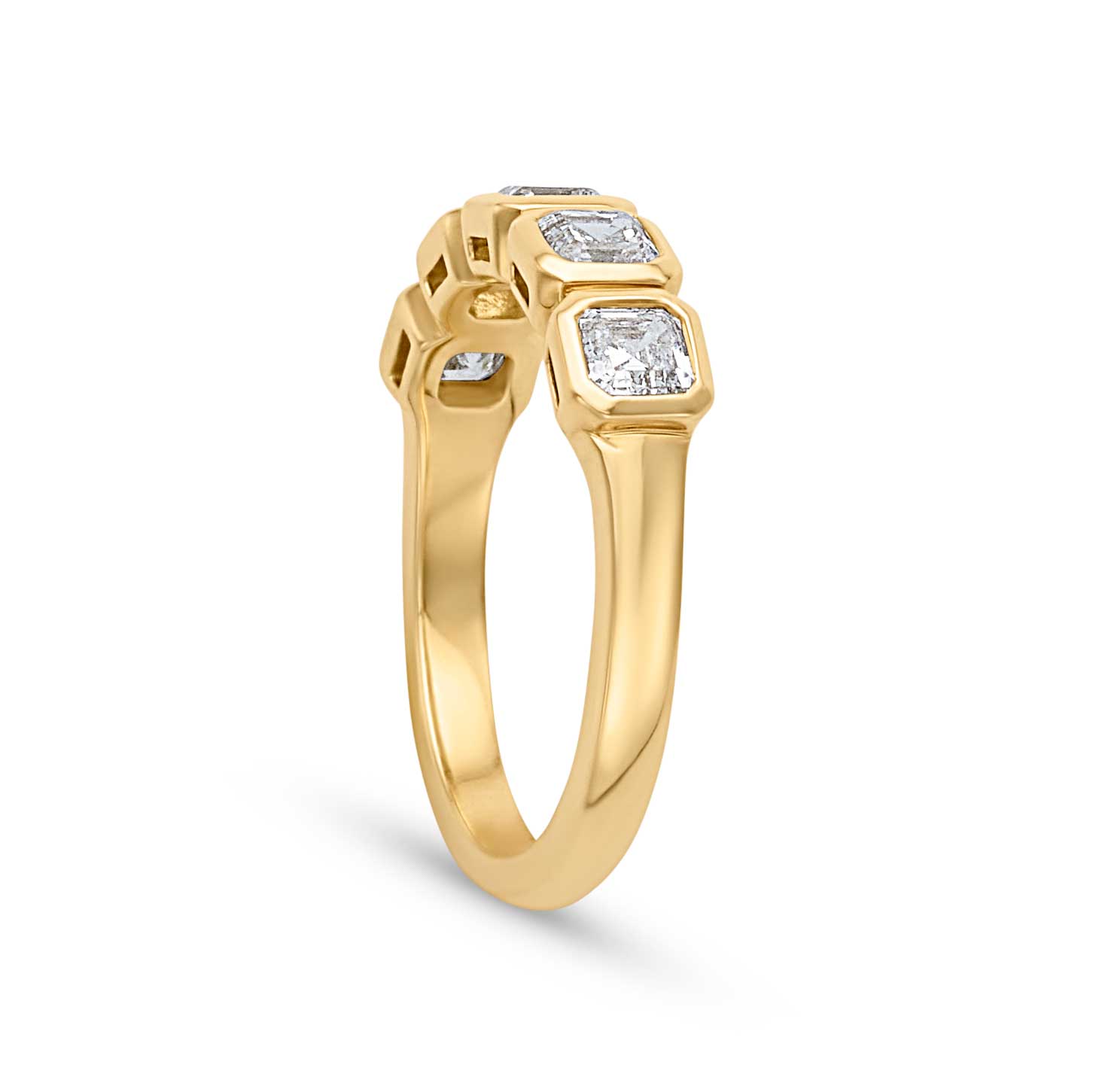 18KY Asscher Cut Bezel Diamond Band
