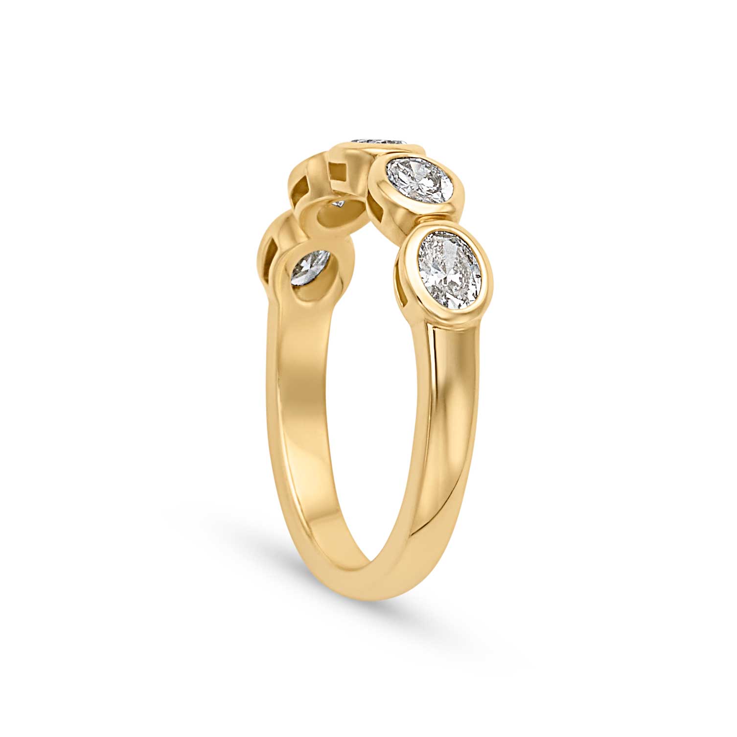 18KY Oval East/West Diamond Bezel Halfway Band