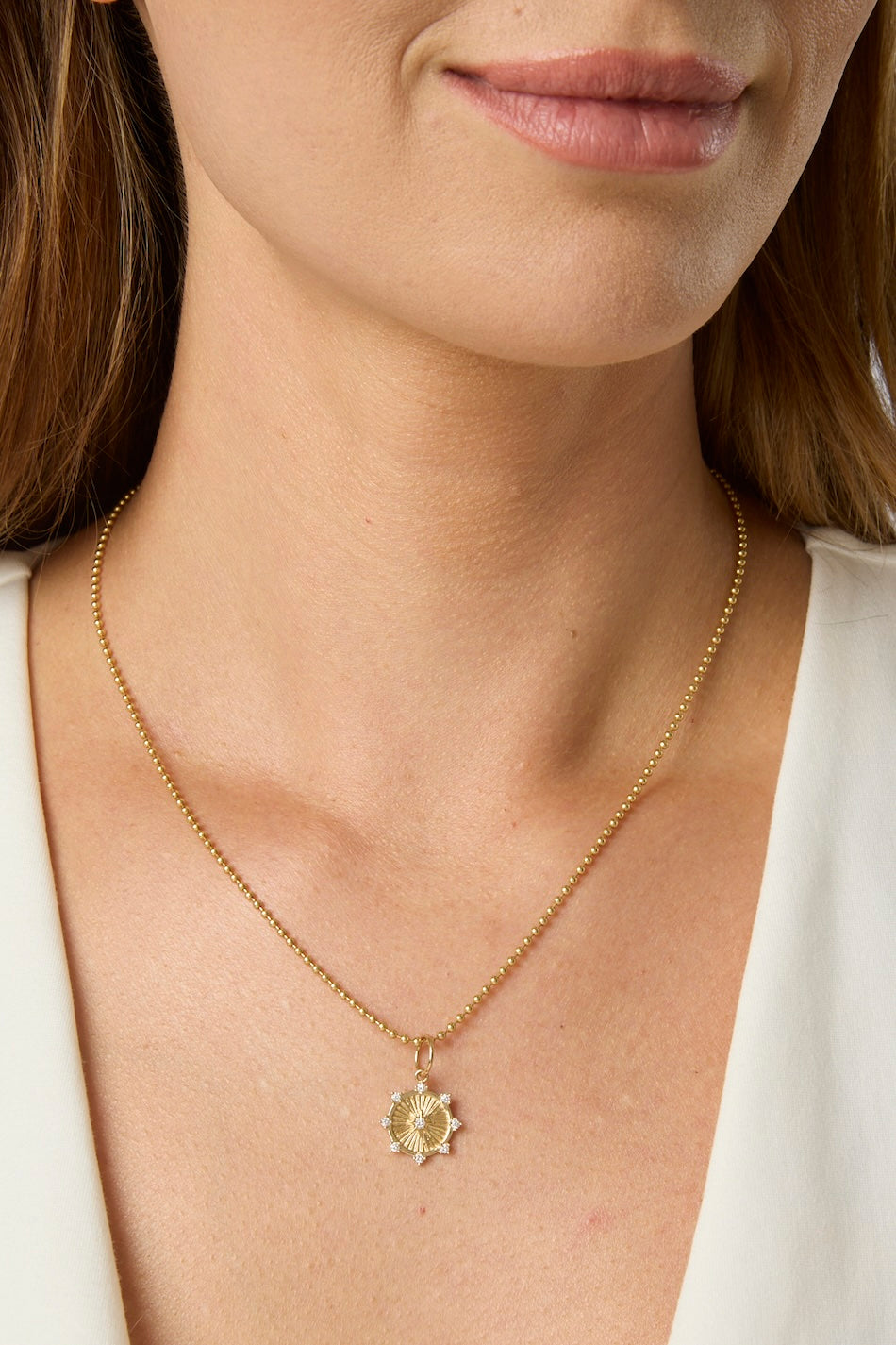 14KY Small Diamond Fluted Dial Pendant