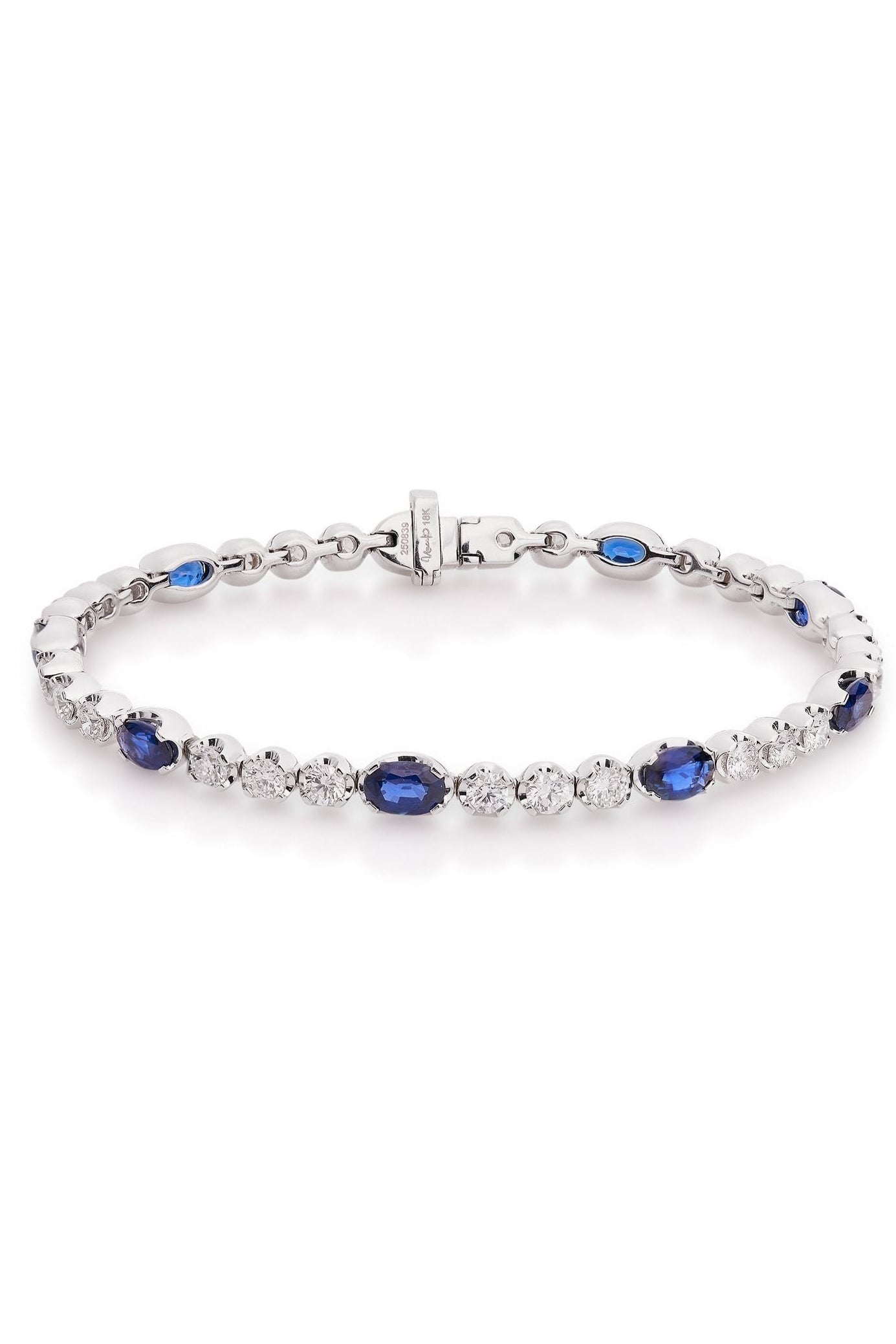 18KW Oval Blue Sapphire Link Bracelet
