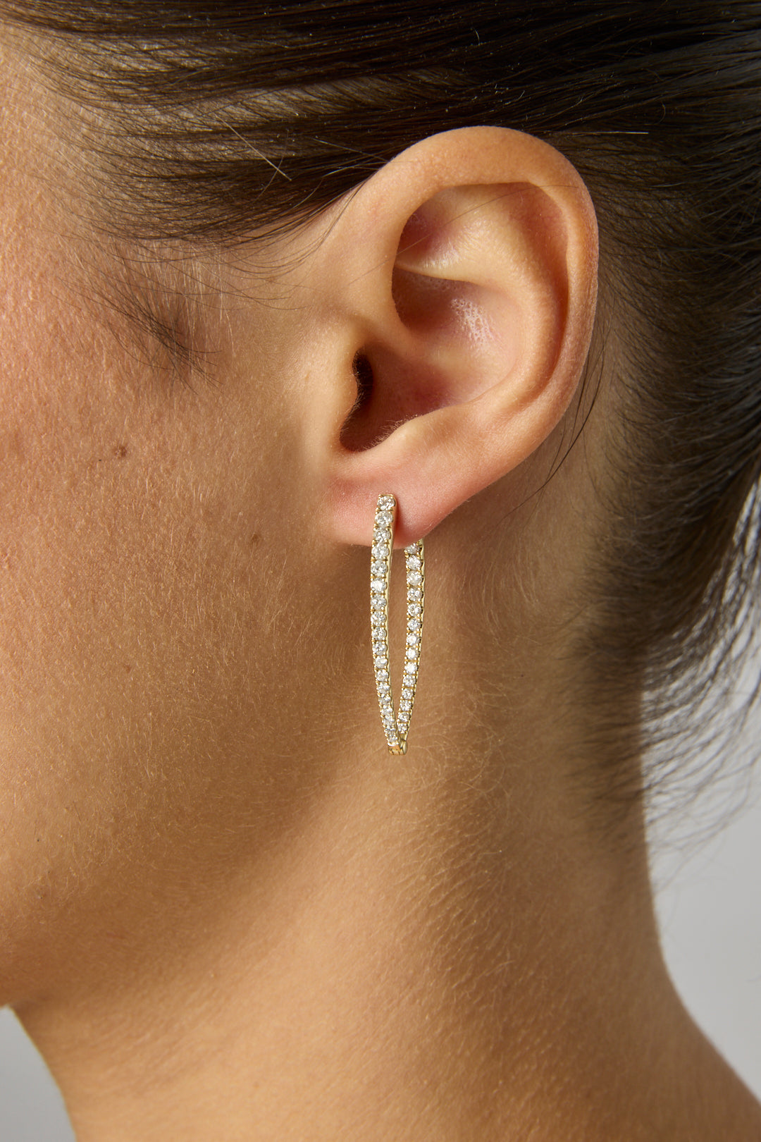 14KY Diamond Inside-Outside Oval Hoops
