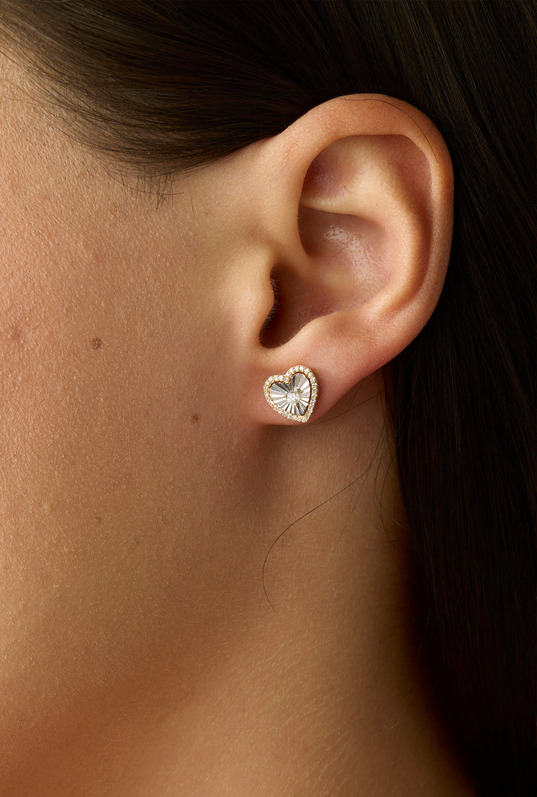 14KWY Fluted Heart Stud with Diamonds