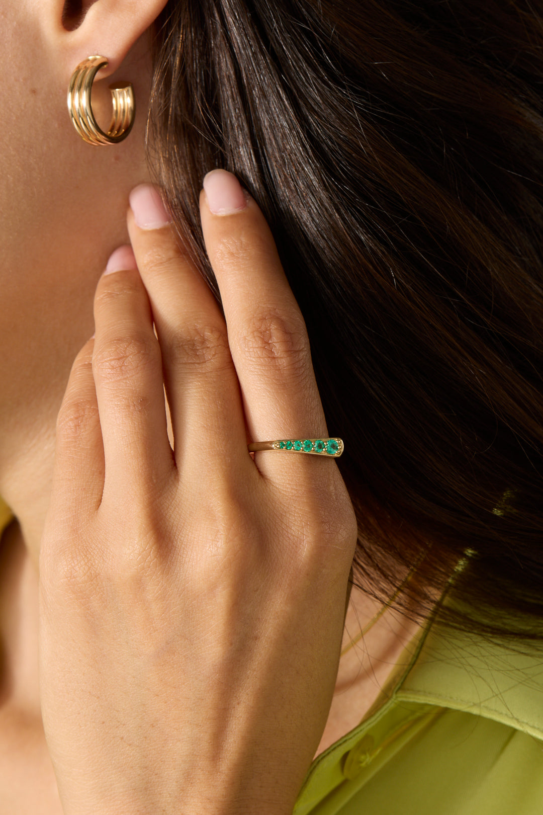 14KY Graduating Emerald Ring