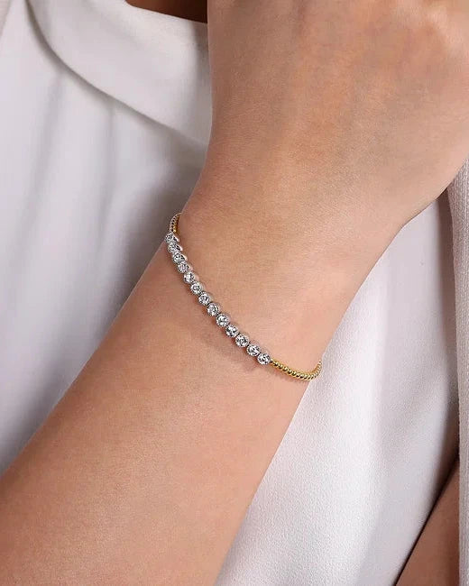 14KYW Bangle with 13 Diamond Stations