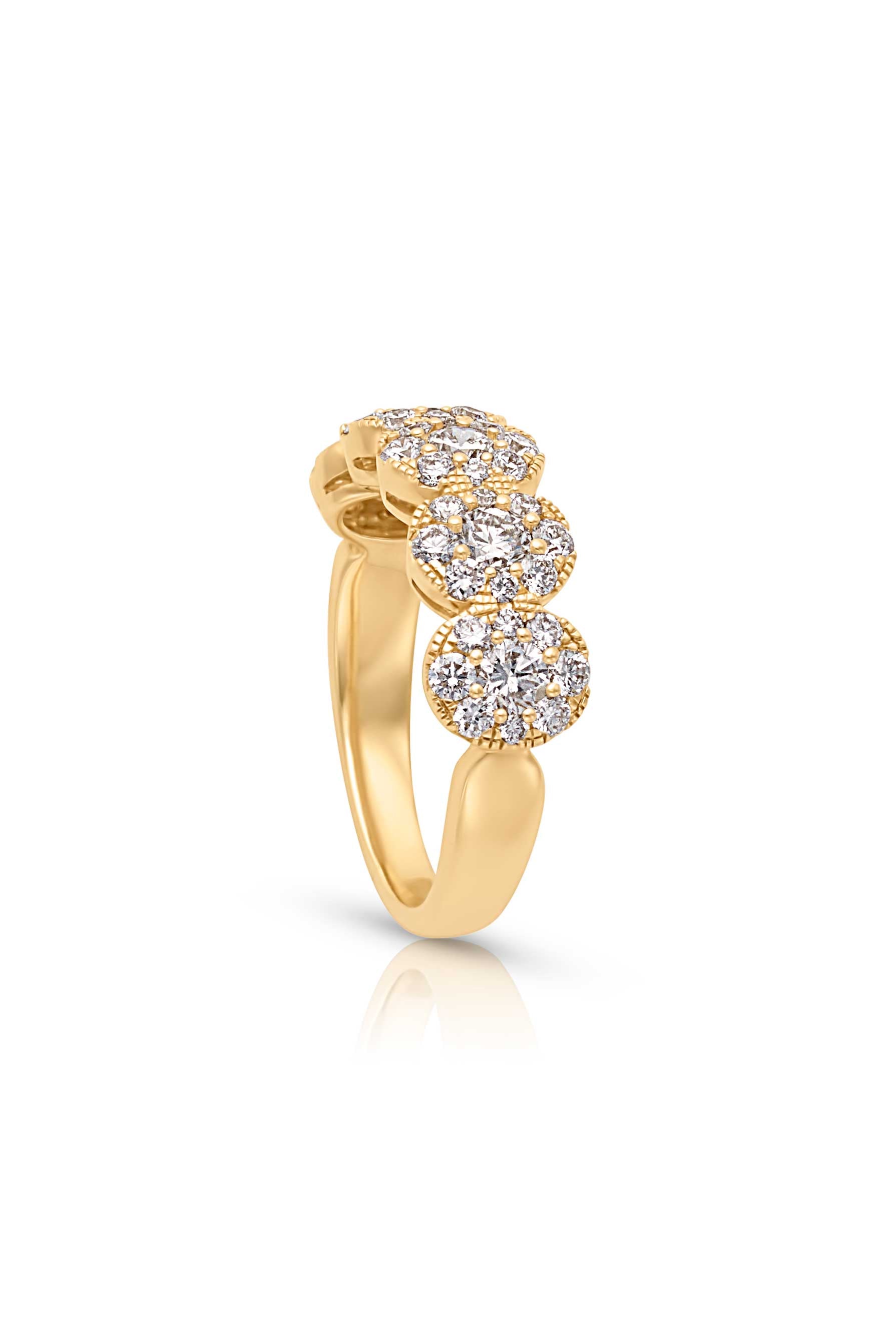 14KY Oval Diamond Halo Ring