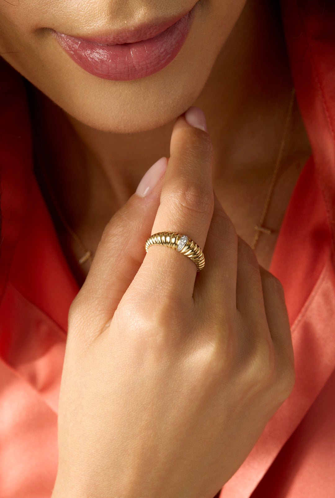 14KYW Diamond Crossiant Ring