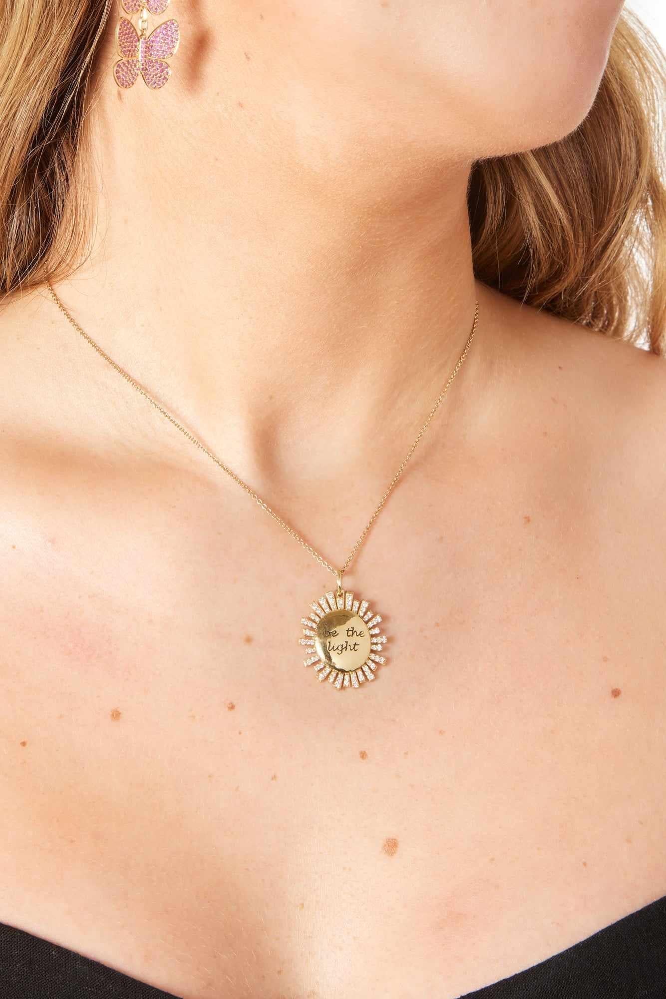 18KY Be The Light Charm