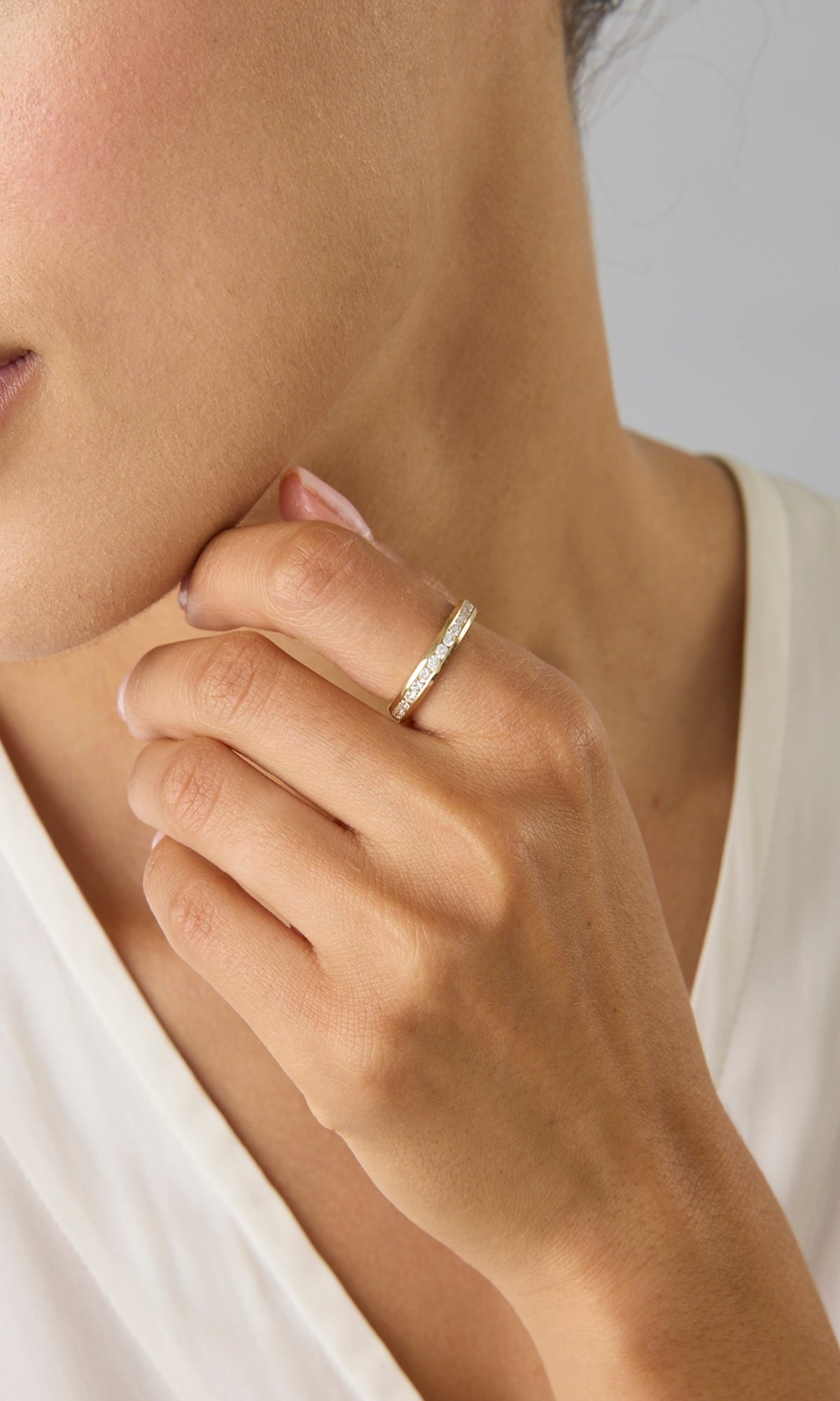 14KY Channel Set Eternity Band