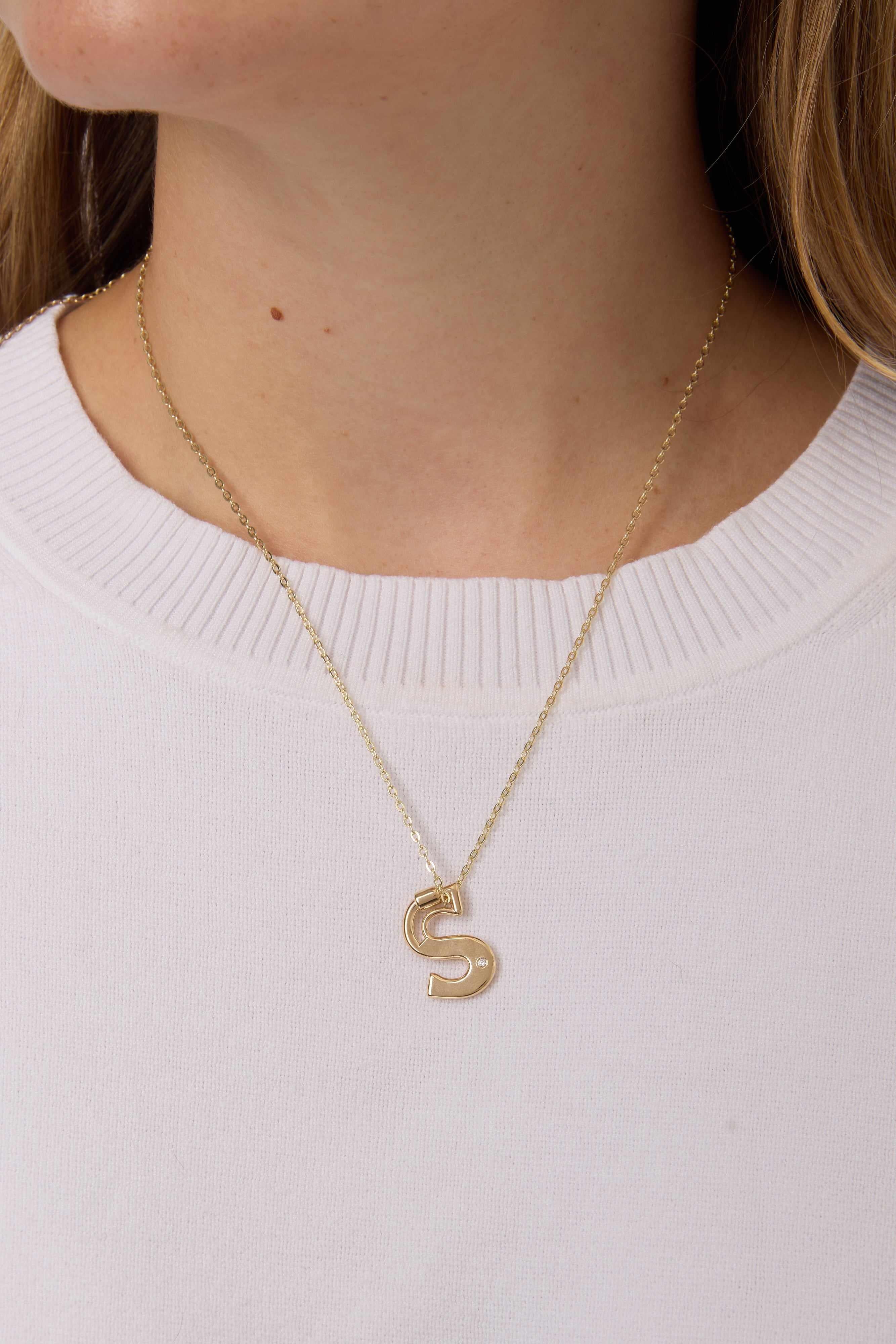 14KY Carabiner Letter Lock with Single Diamond