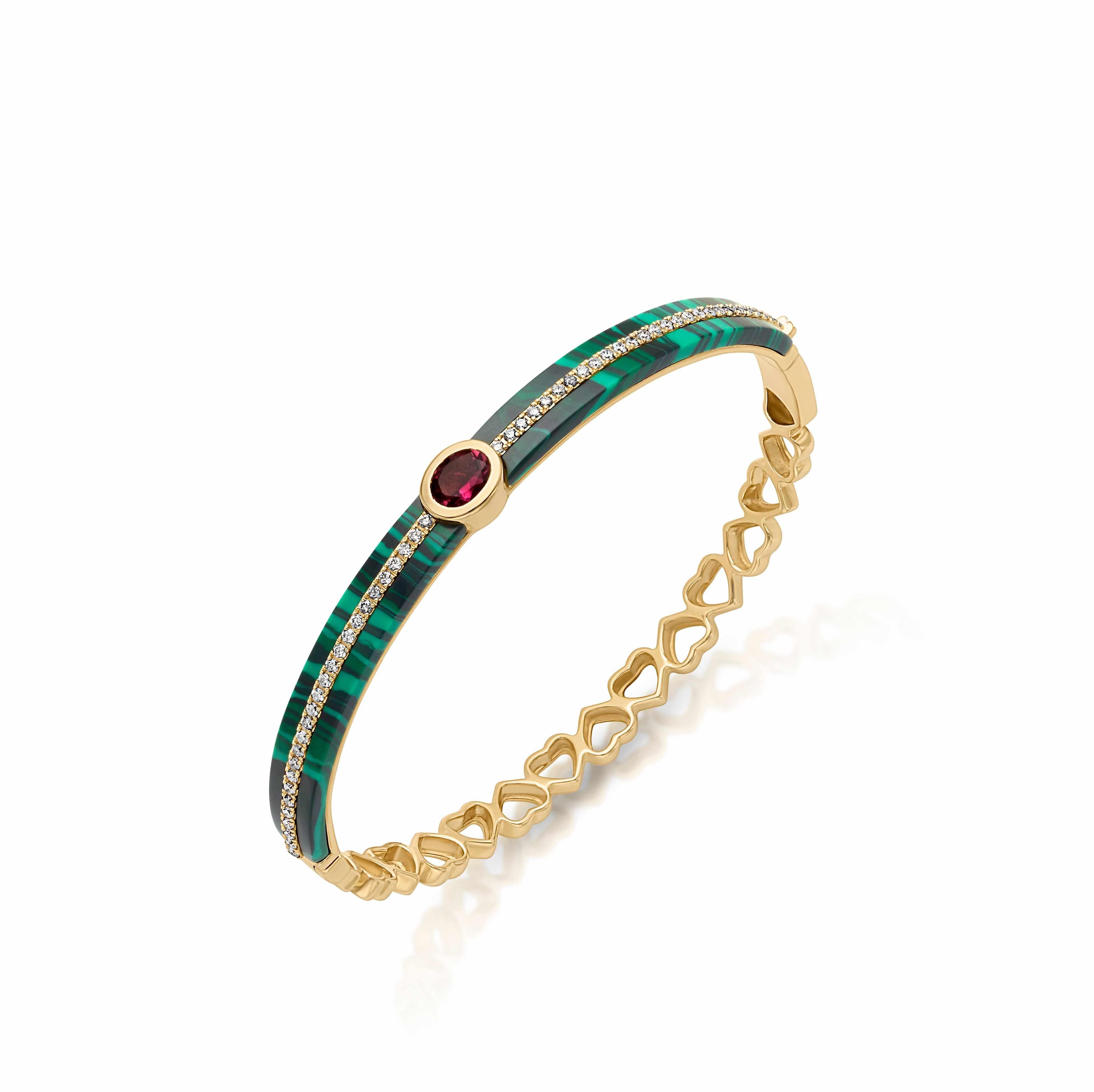 14KY Stoned Love Bangle