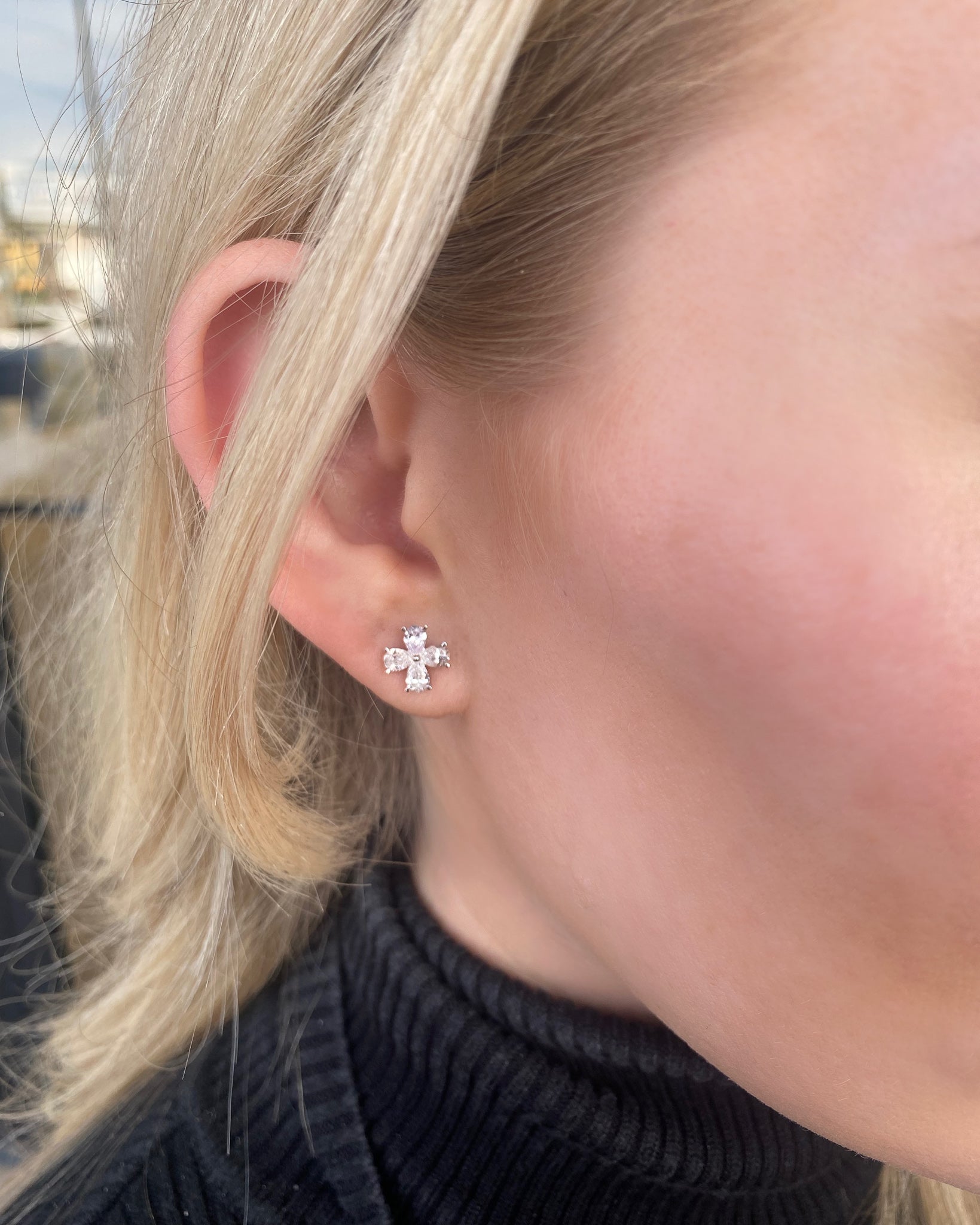 14KW Diamond Quad Earrings