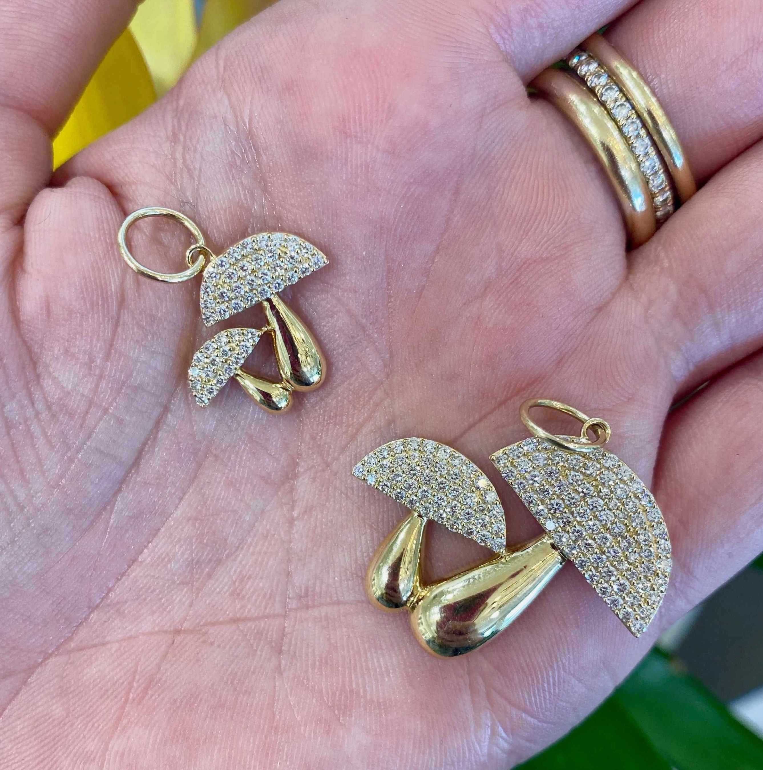 14KY Mushroom Charm