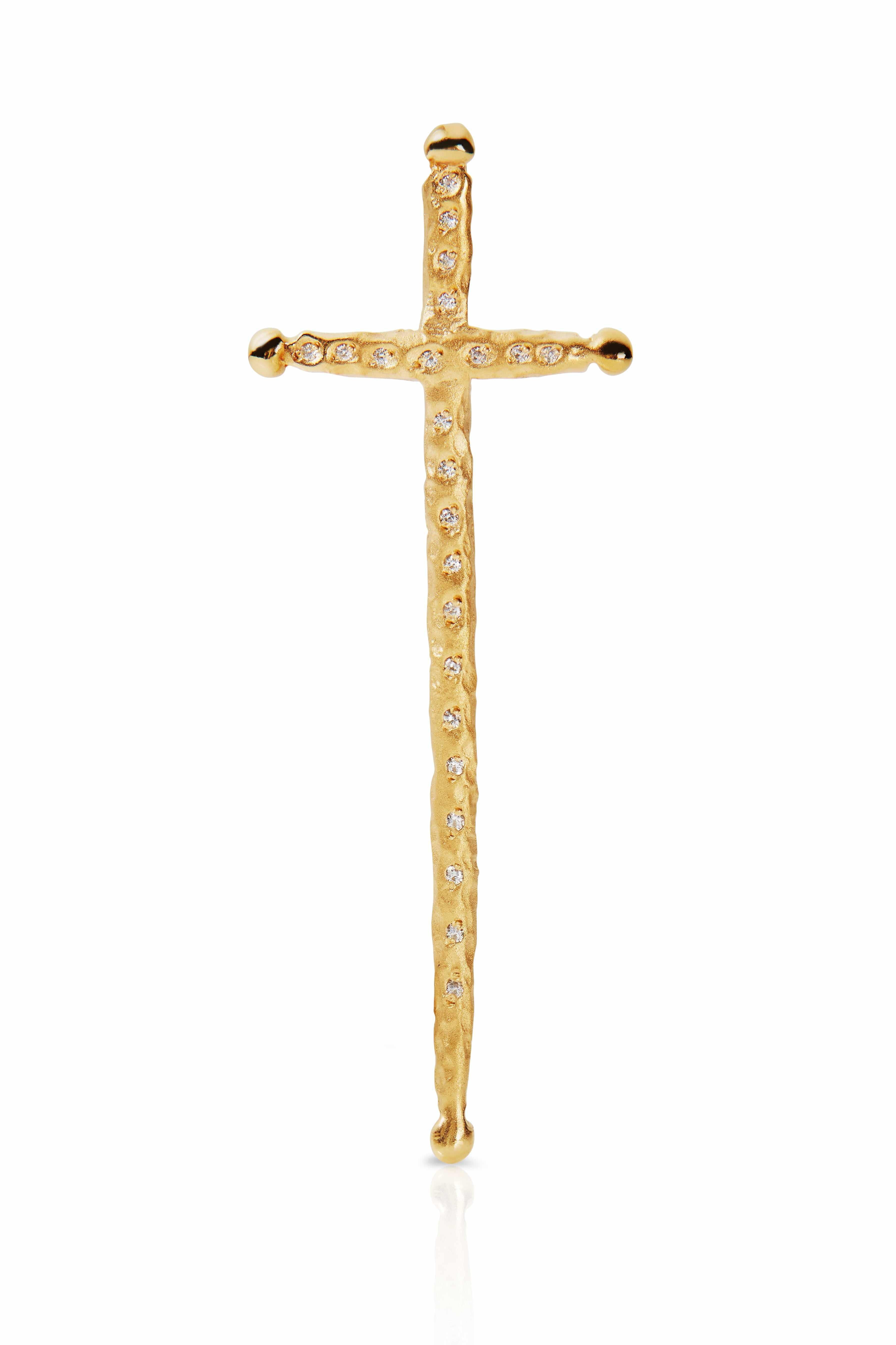 18KY Pave Hammered Cross with Round Tips