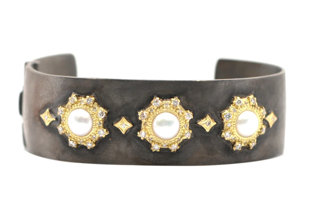 Halo Pearl Stations Kick Cuff Bracelet