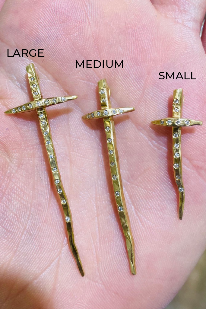 18KY Hammered Cross With Diamonds