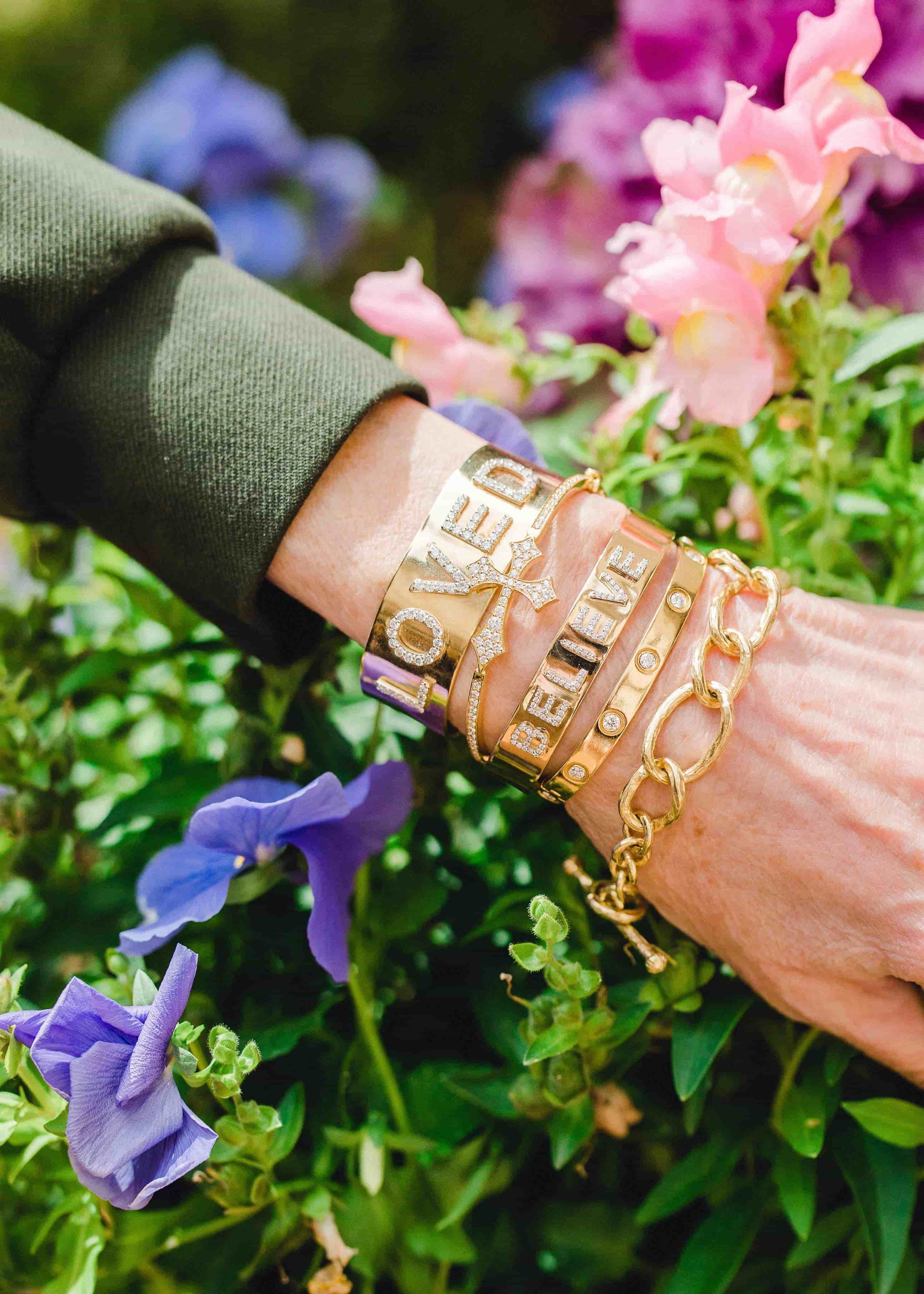 18KY Sarah Cross Bracelet