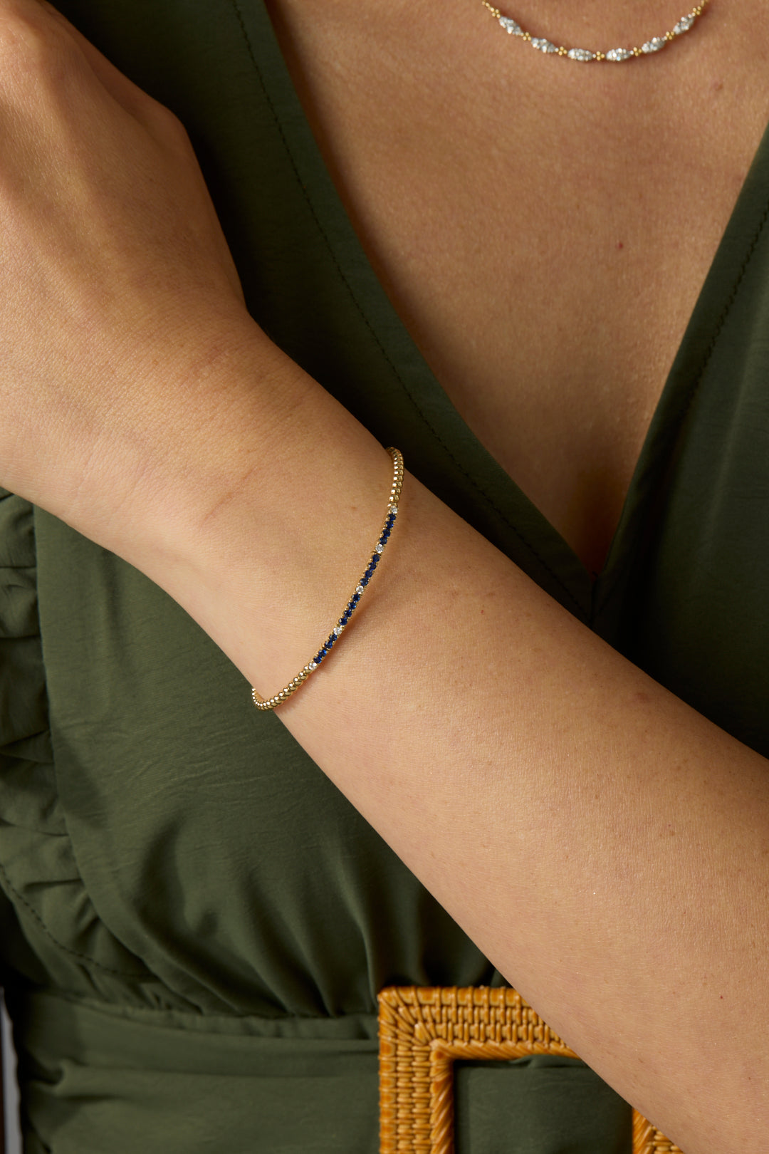 14KY Bujukan Diamond and Blue Sapphire Split Bangle