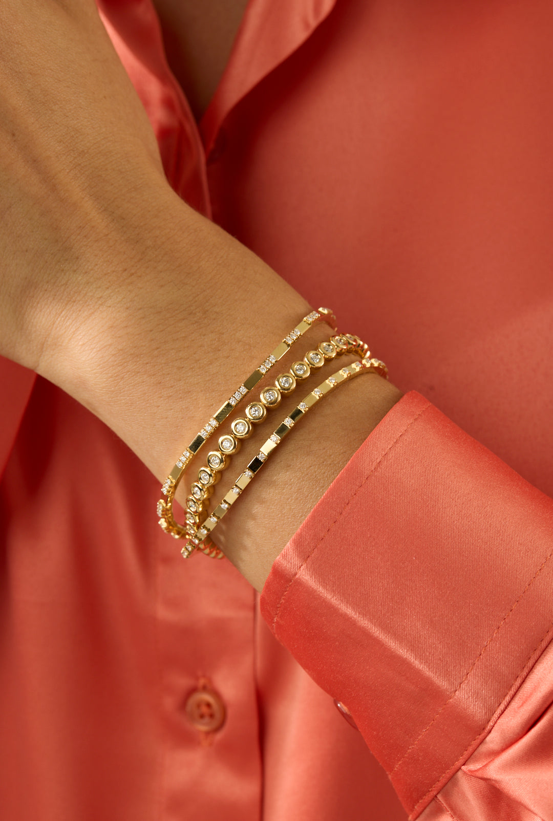 18KY 3 Diamond Gold Bar Stretch Bracelet