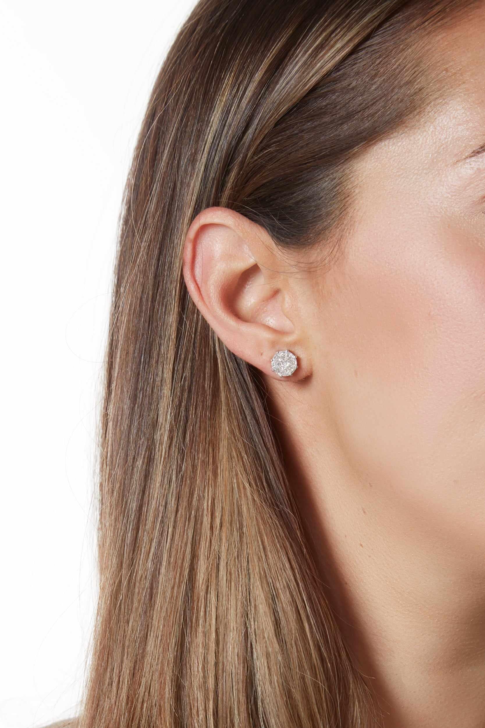 14KW Round Diamond Illusion Studs