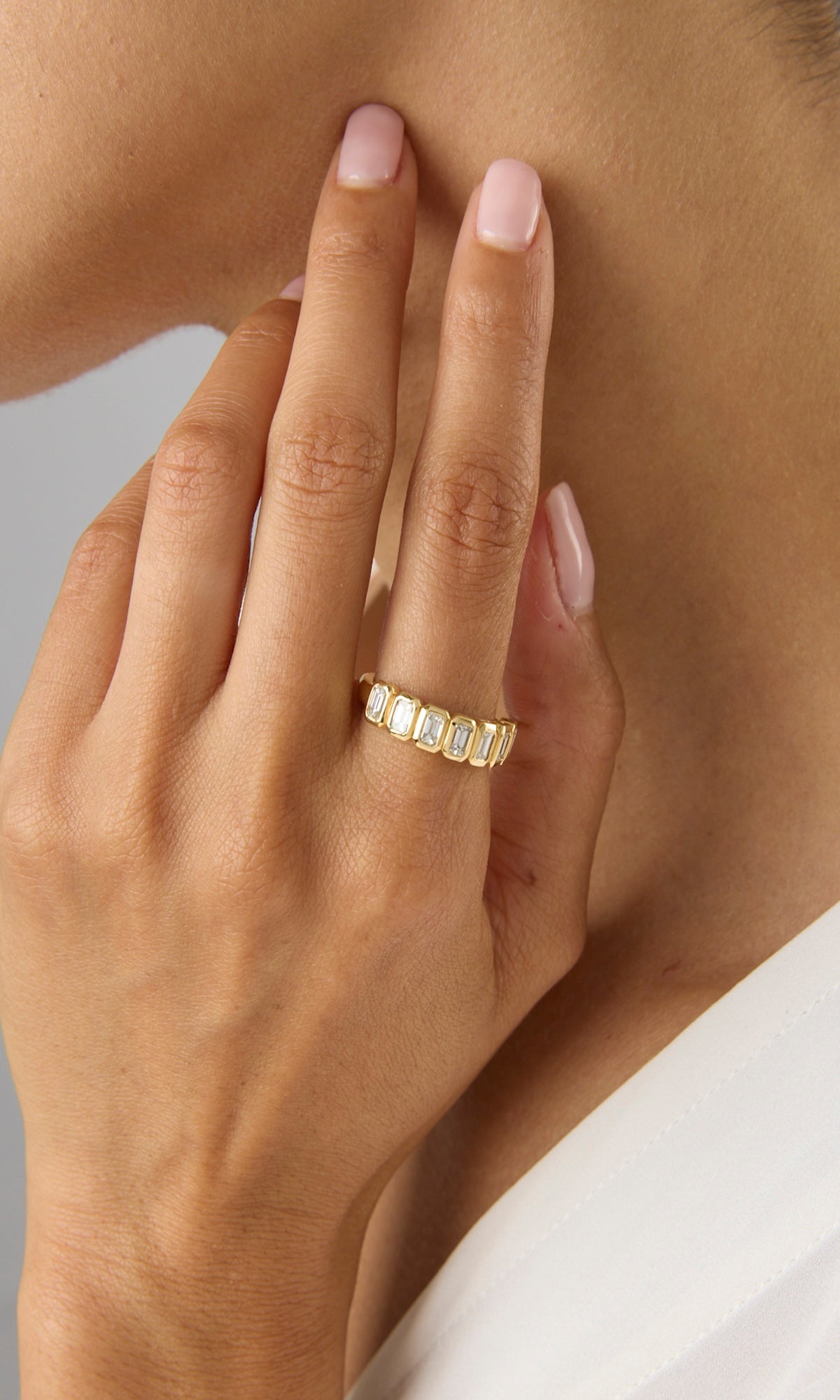 18KY Emerald Cut Diamond Bezel Halfway Band