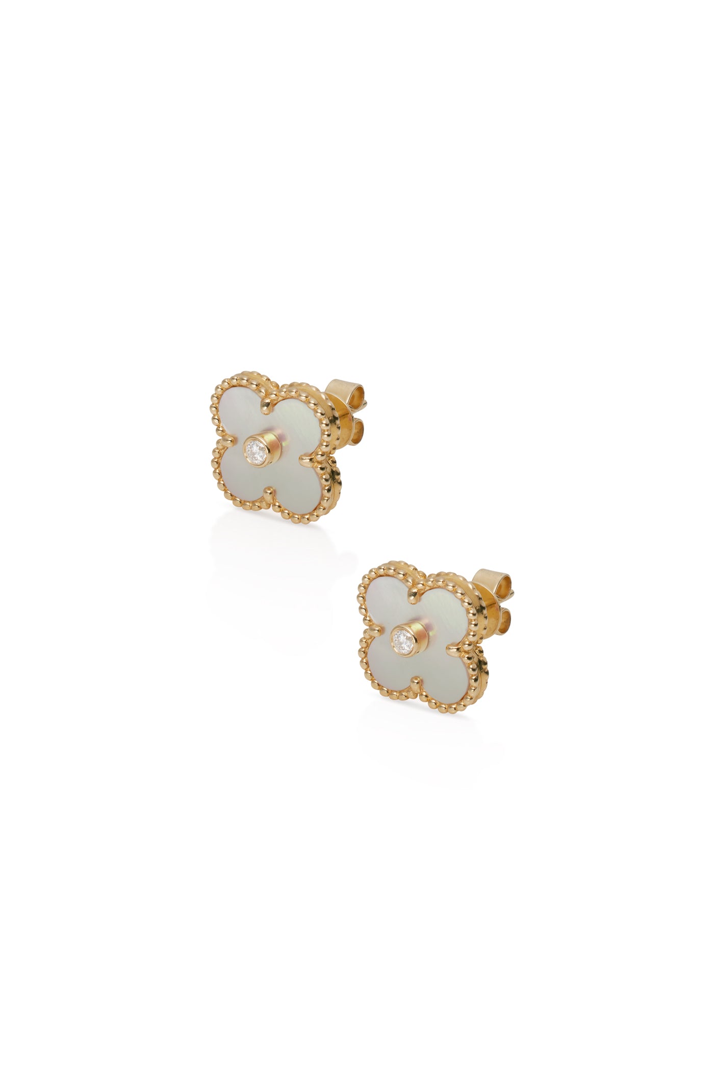 14KY Mother of Pearl Flower Studs