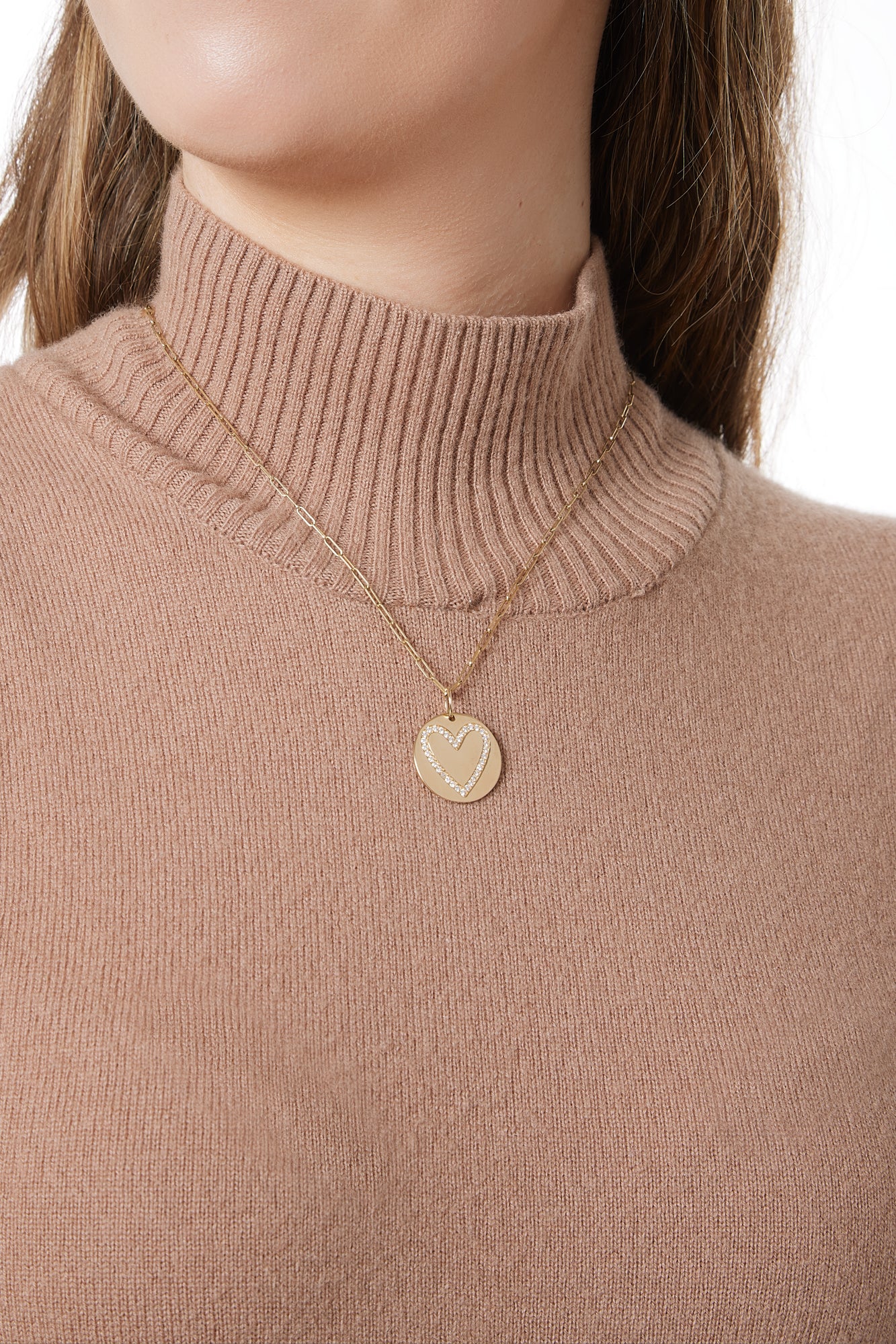 14KY Circle Charm With Pave Heart