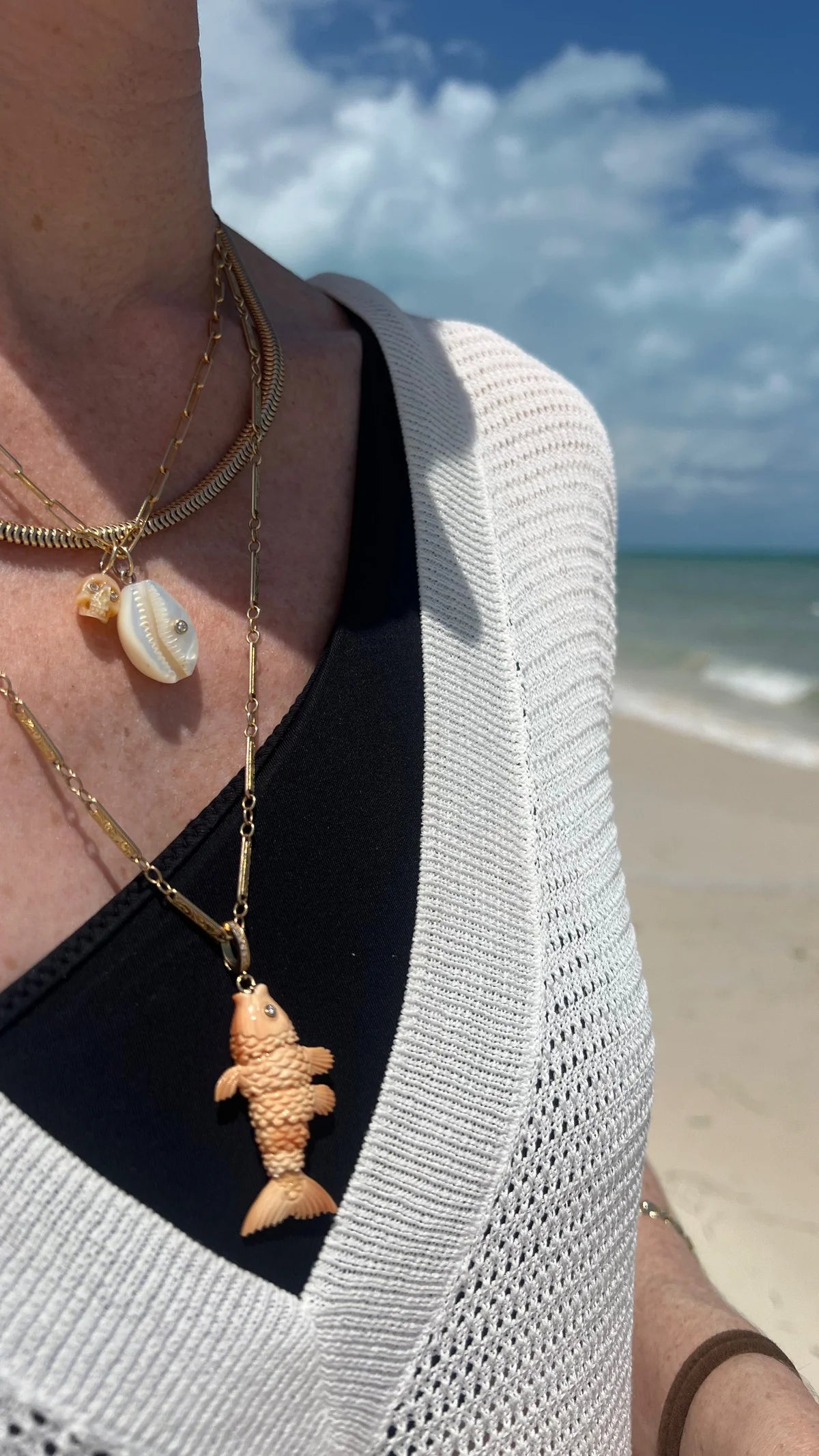 14K Yellow Gold Hand-carved Apricot Conch