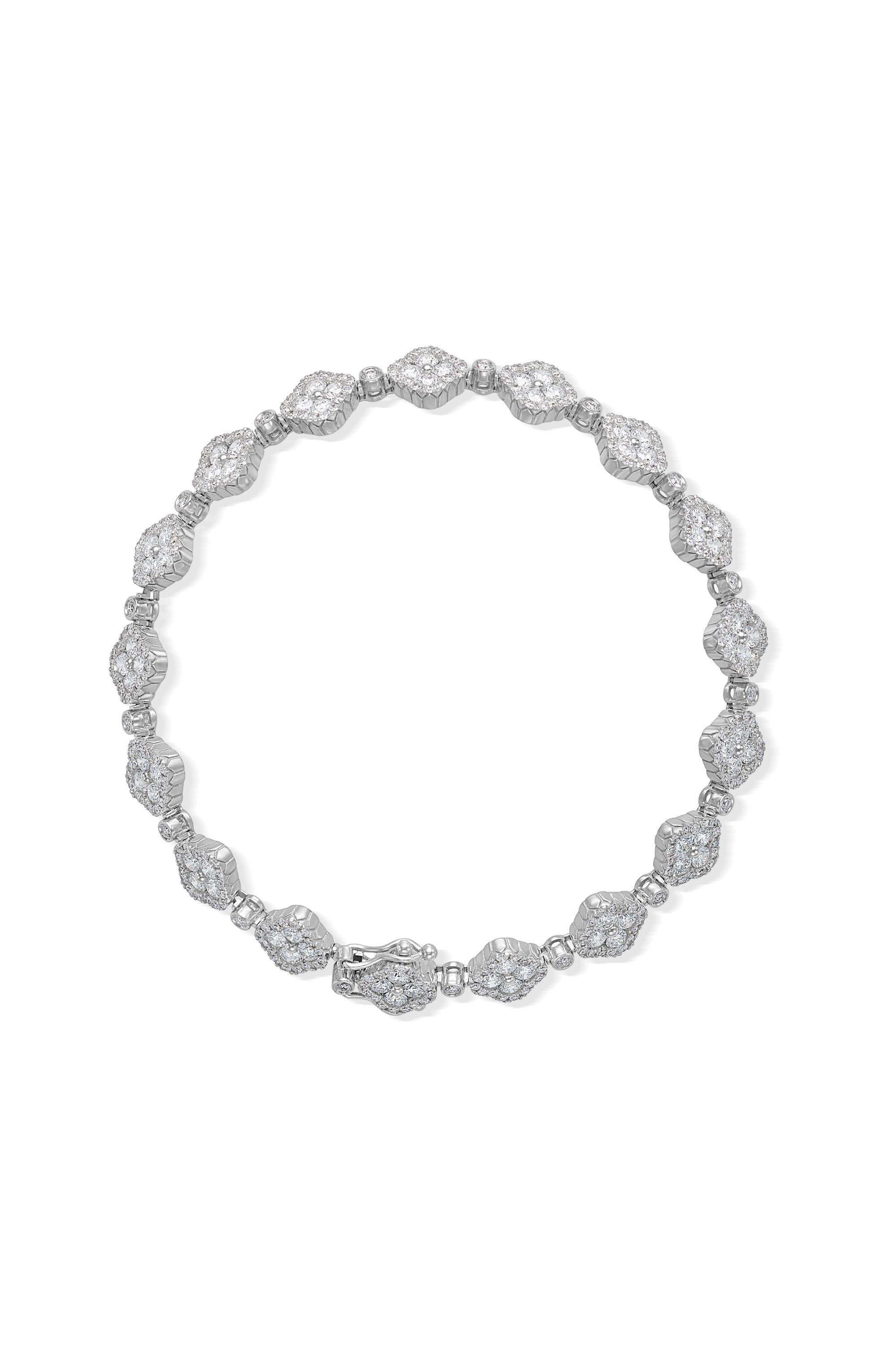 14KW Clover Design Diamond Bracelet