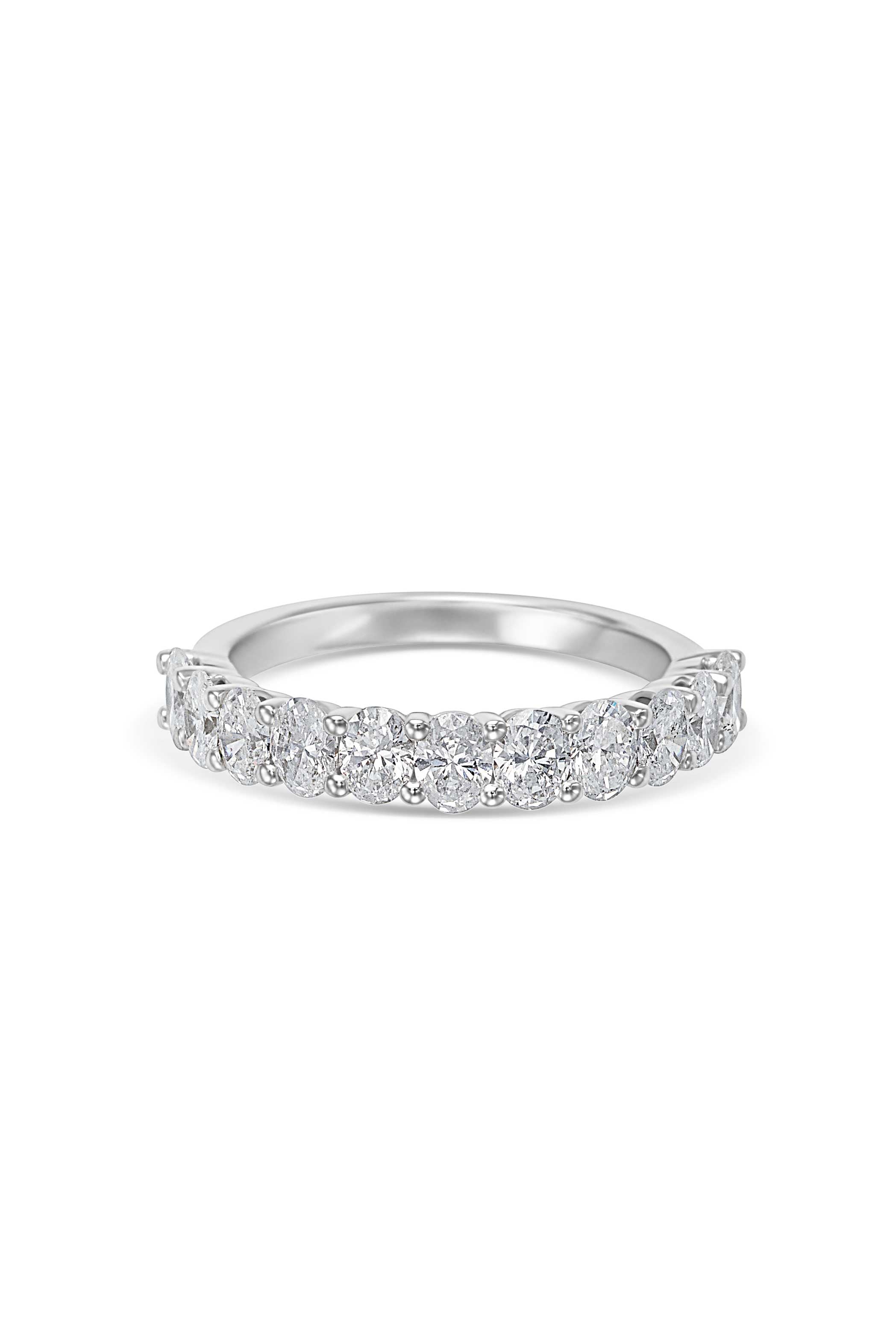 14K Diamond Oval Band