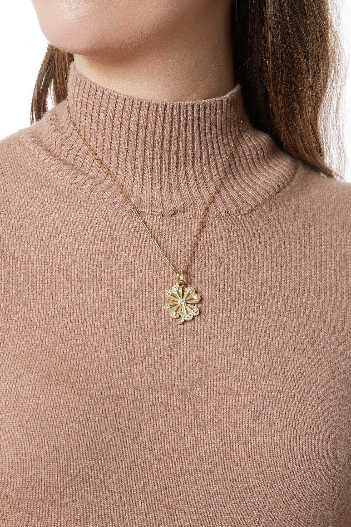 18KY Ray of Light Clover Charm