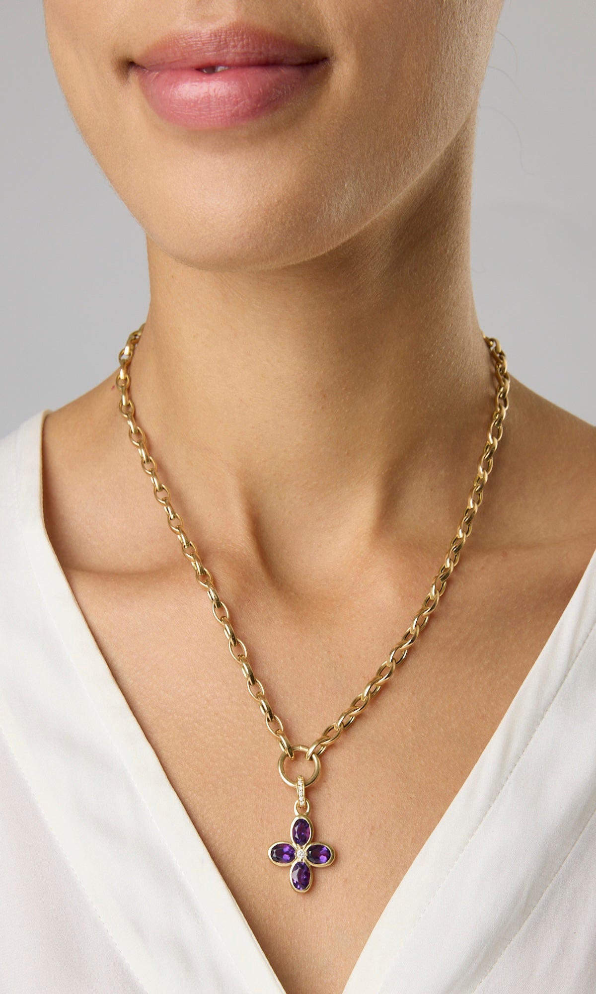 18KY Amethyst Petal Charm