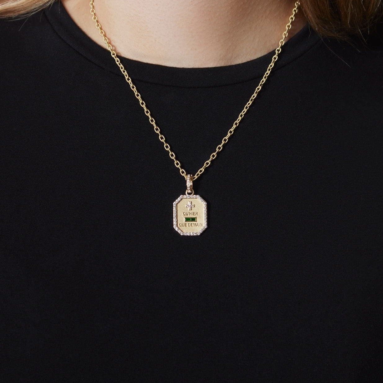 18KY Que Demain Love Token Dogtag with Pave Halo