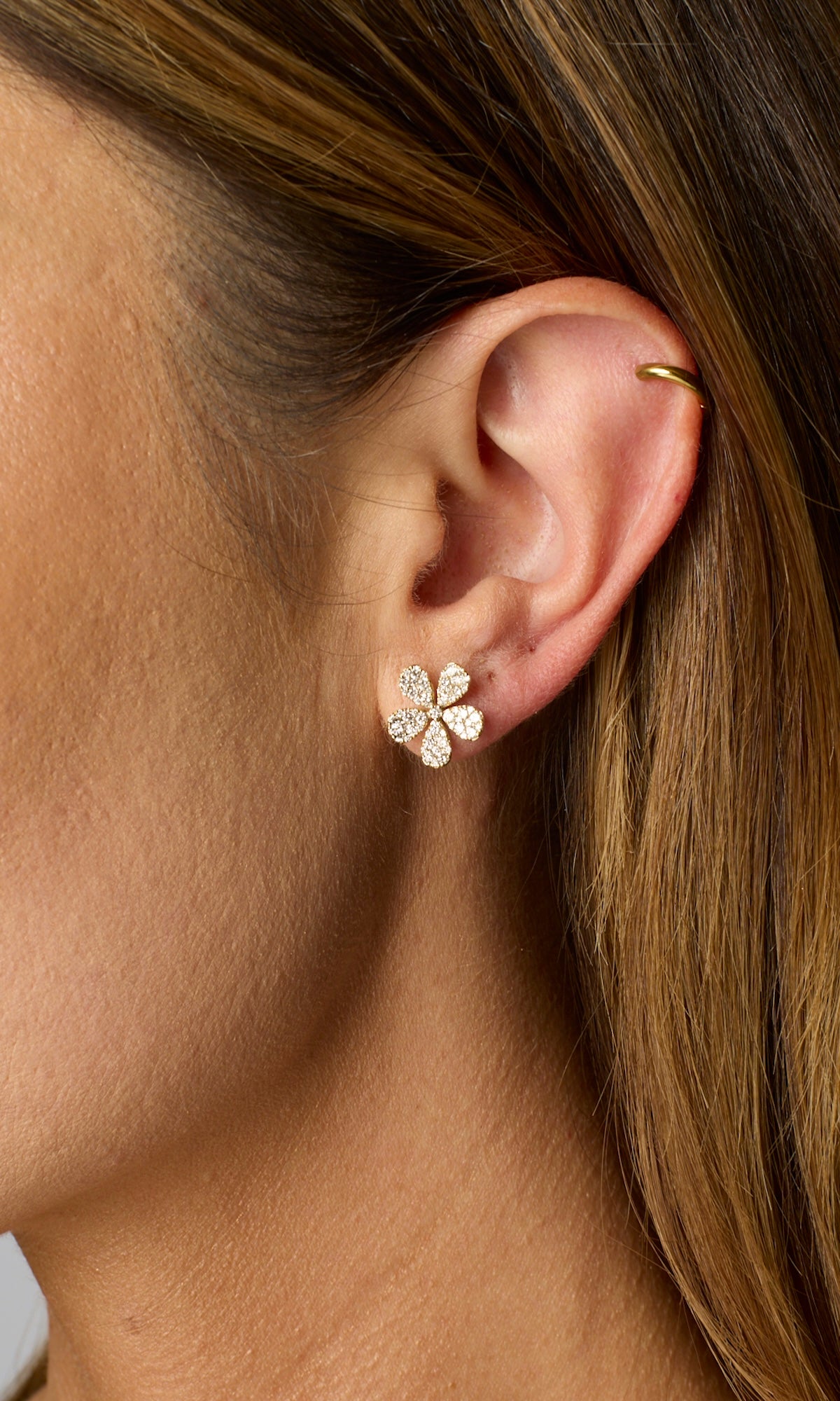 14KY Pave Diamond Flower Studs