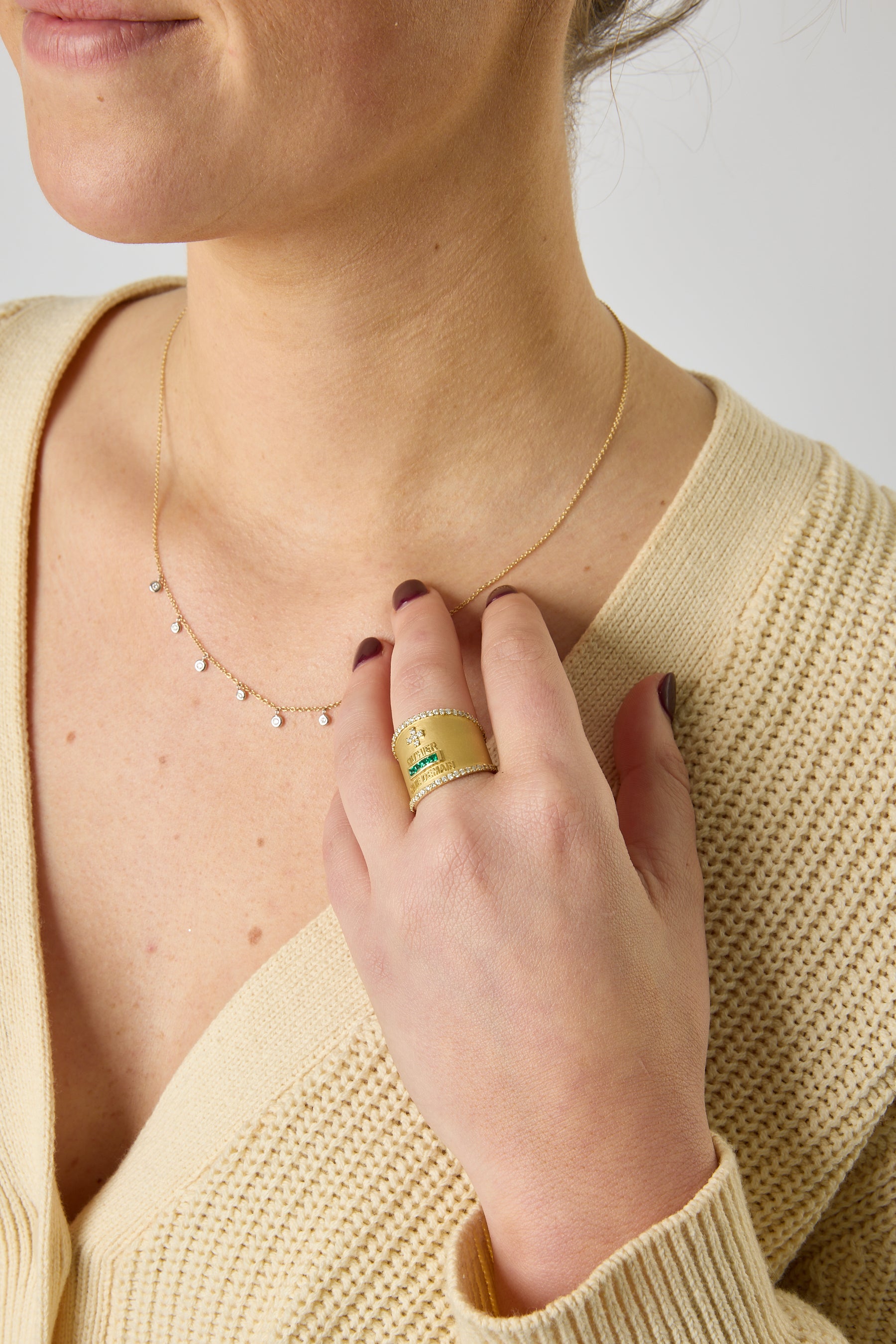 18KY Love Token Diamond Cigar Band