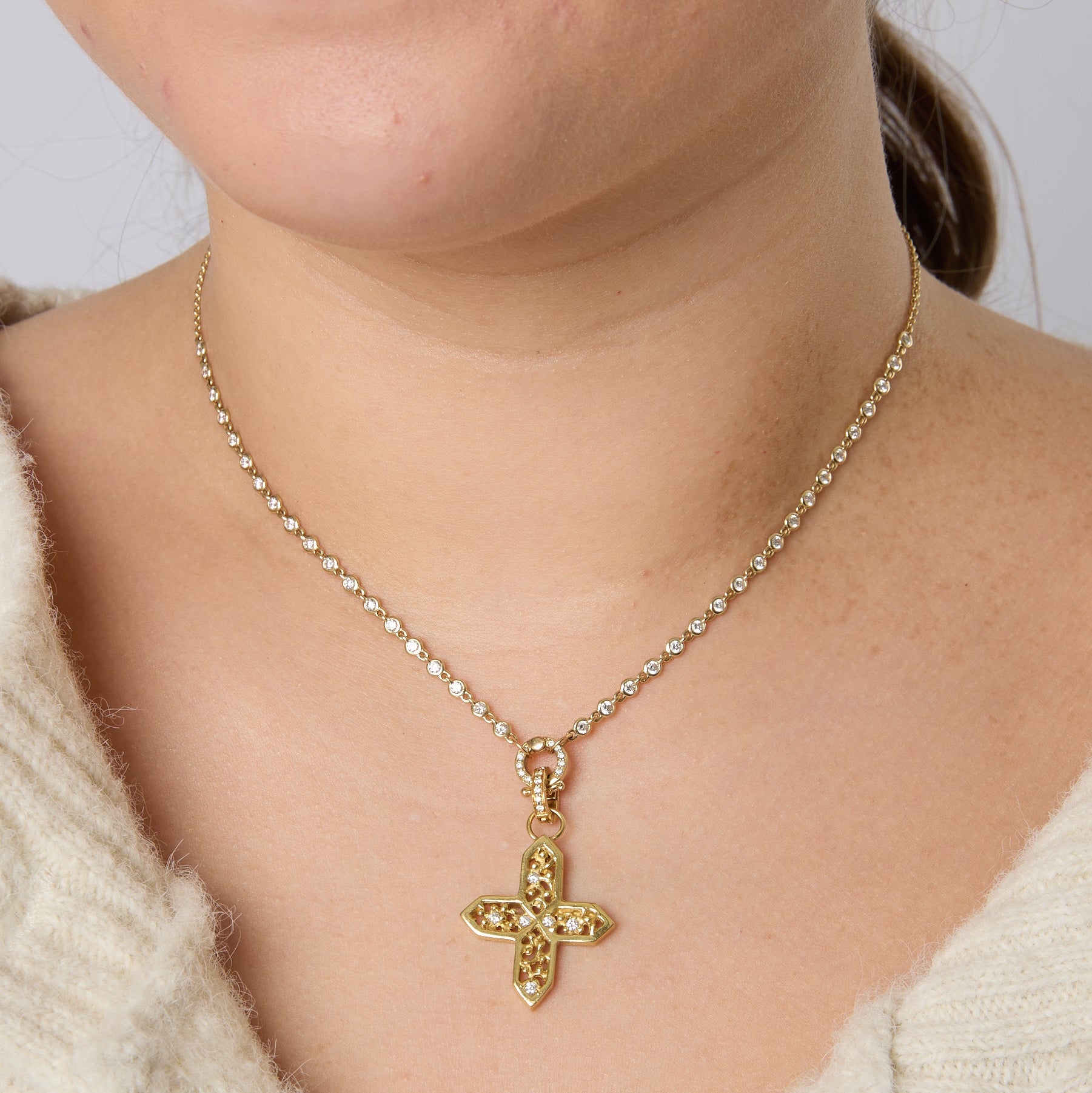 14KY Diamond Bezel Closure Necklace 15"