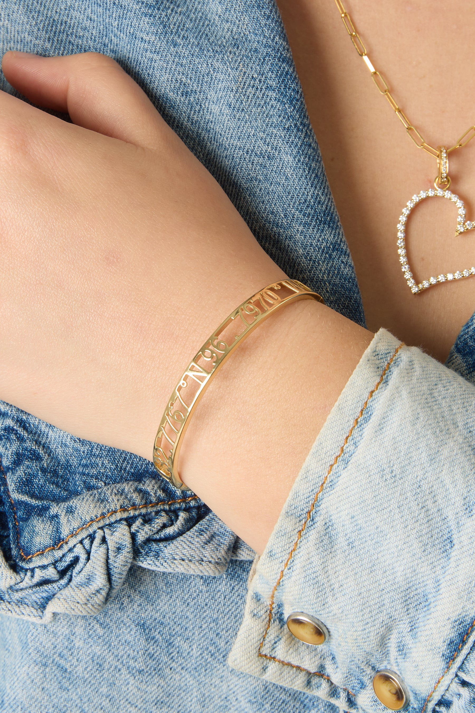 14KY Dallas Coordinates Bangle