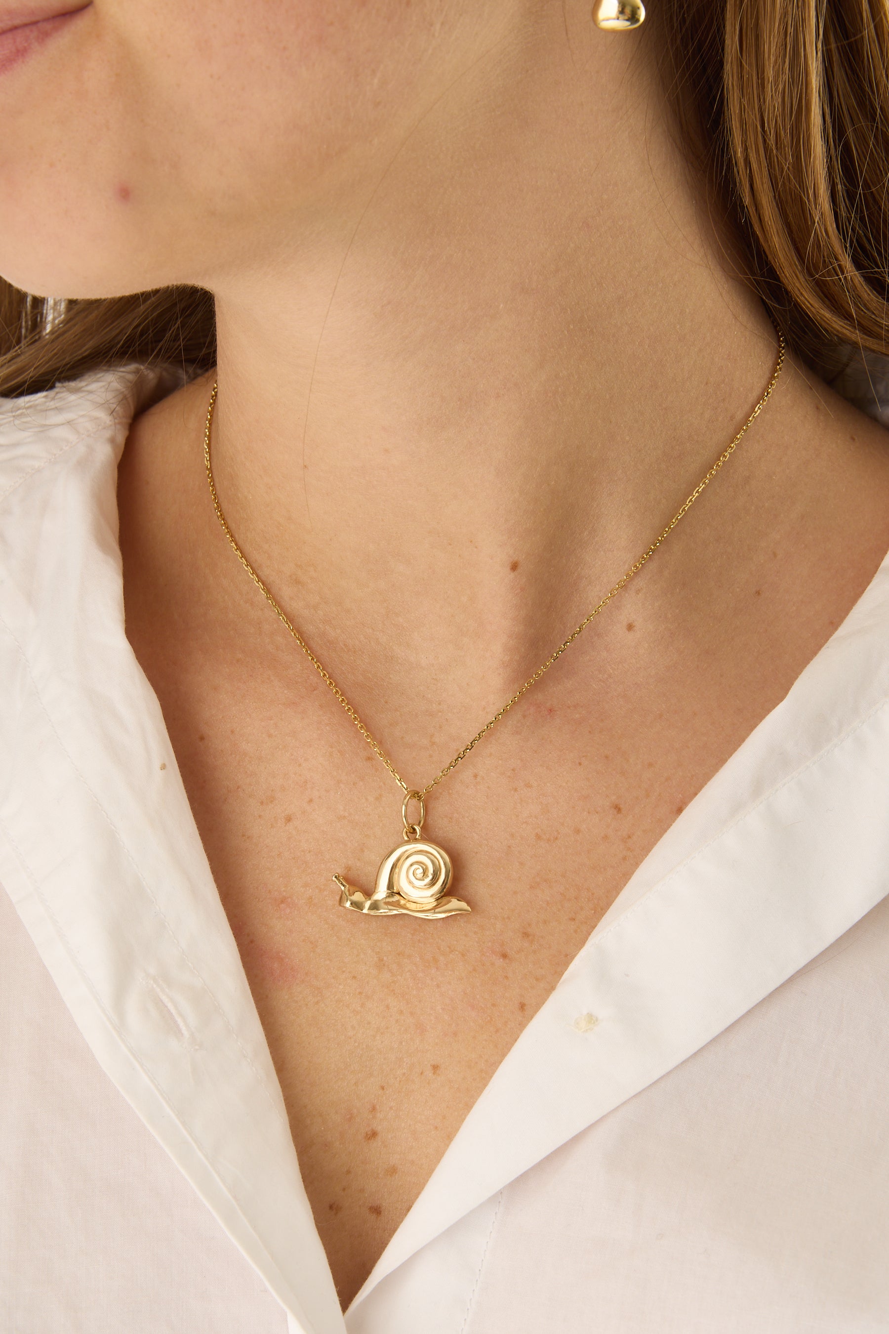 14KY Hermy Snail Charm