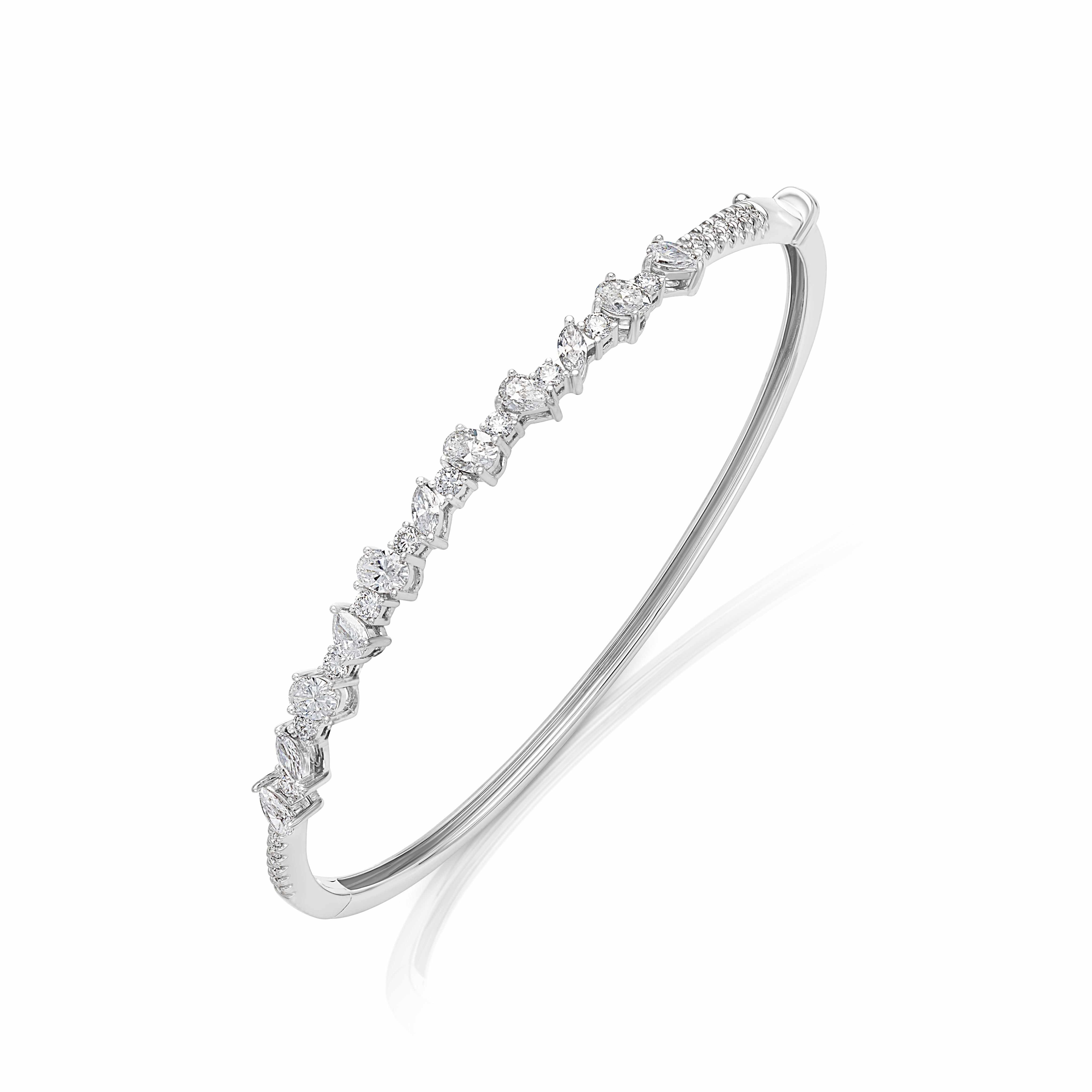 18KW Mosaic Diamond Bangle