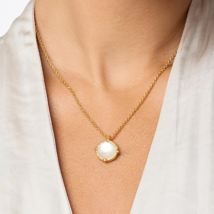 Honeybee Solitaire Necklace