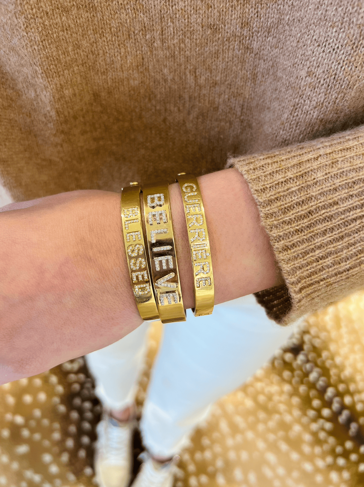 18KY Small "BELIEVE" Signature Cuff