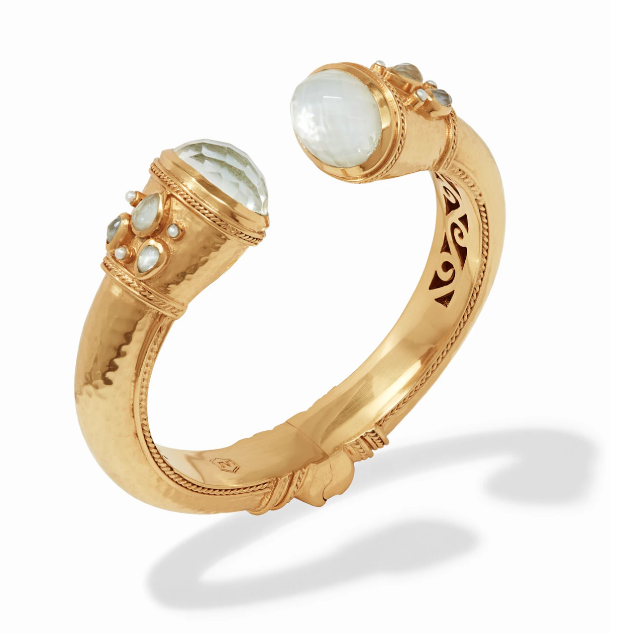 Cassis Cuff Gold