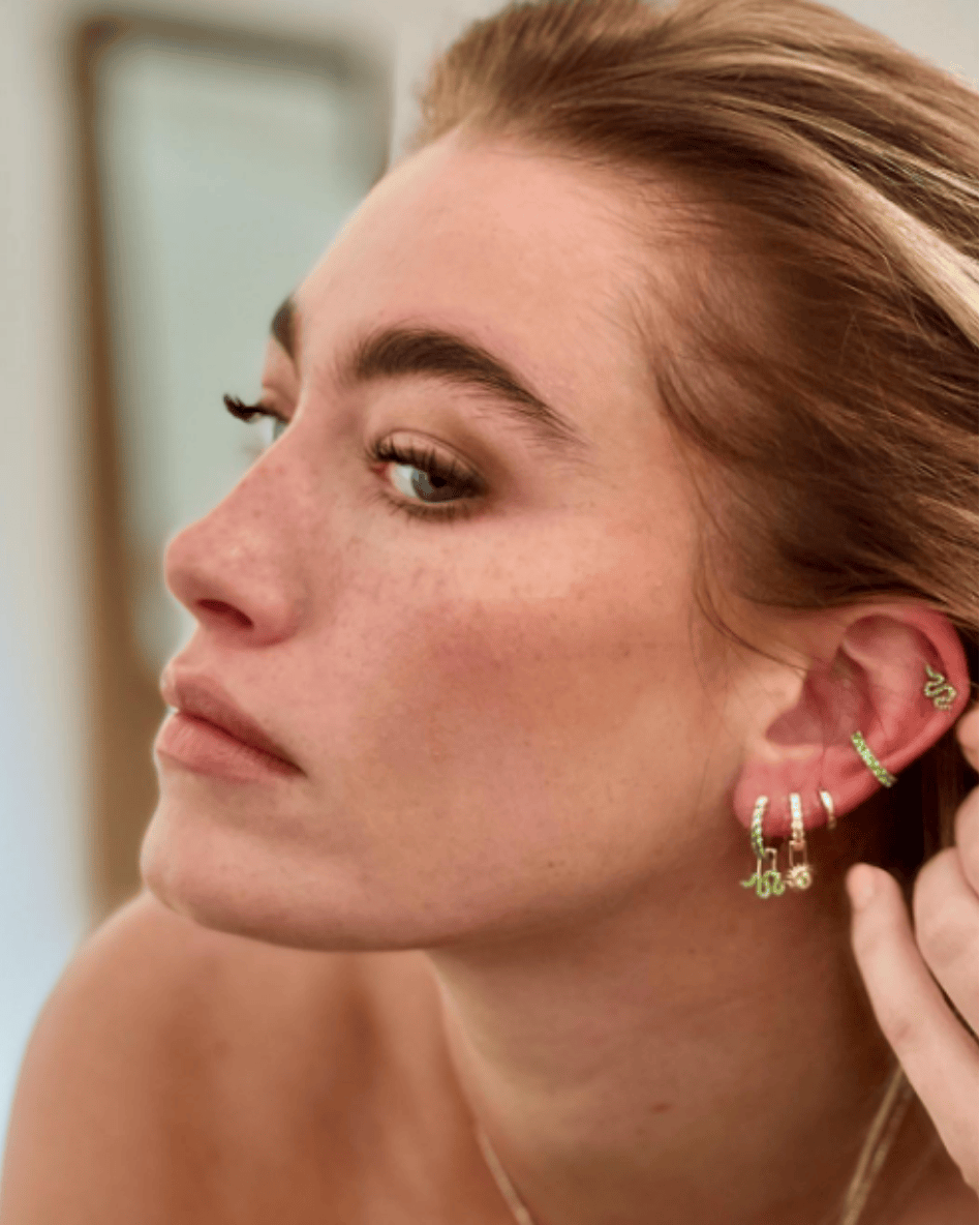 14KY Tsavorite Midi Orb Hoops