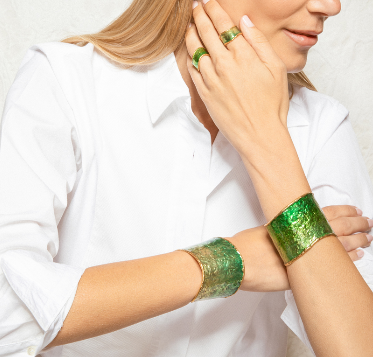 Manchette Flow Cuff in Enamel Turquoise and Green