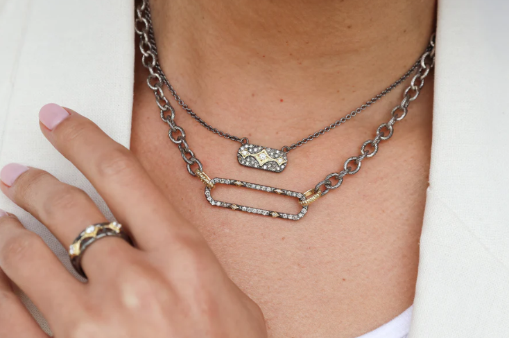 Crivelli Bar Necklace