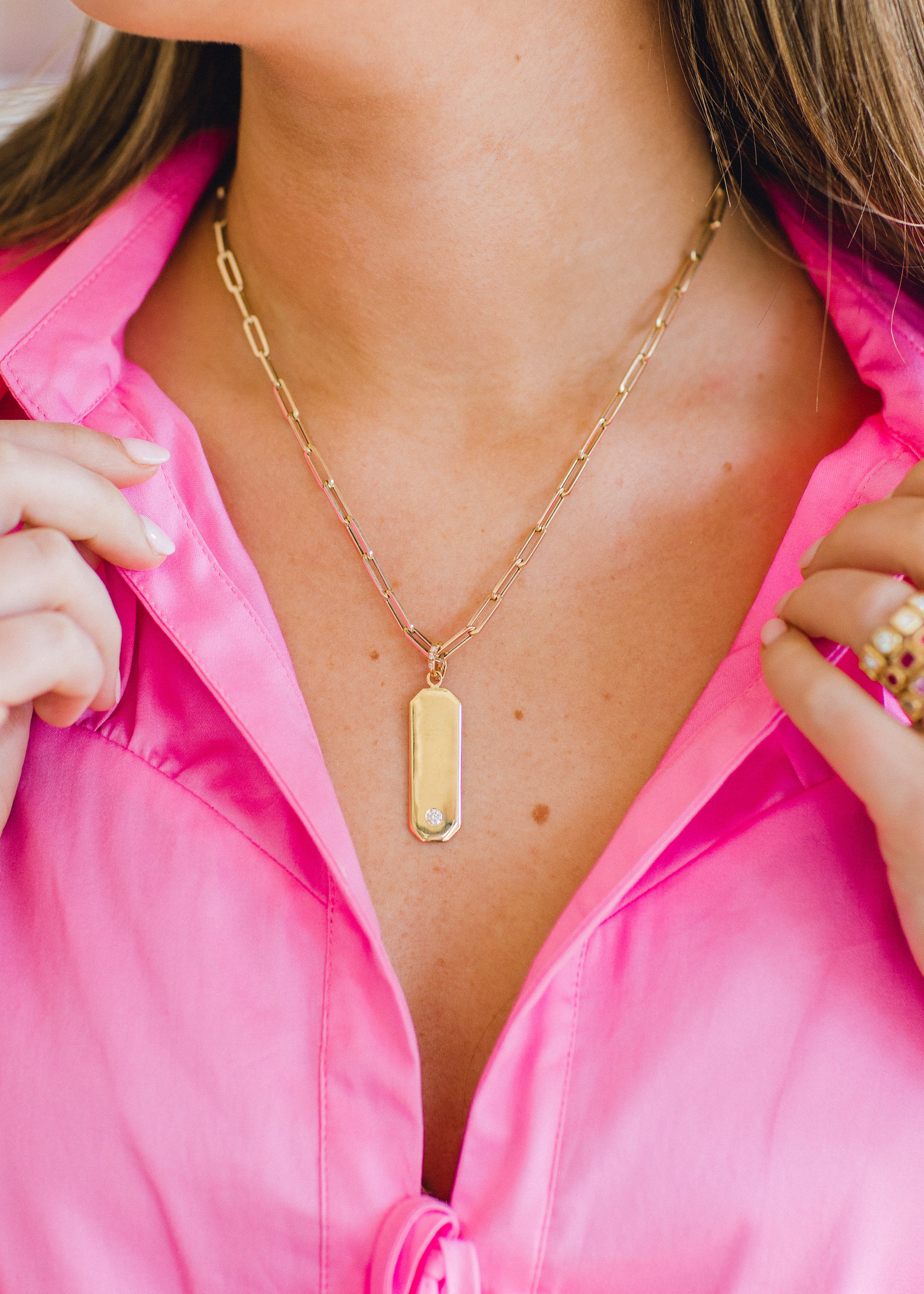 18KY Vertical Engravable Charm with Diamond